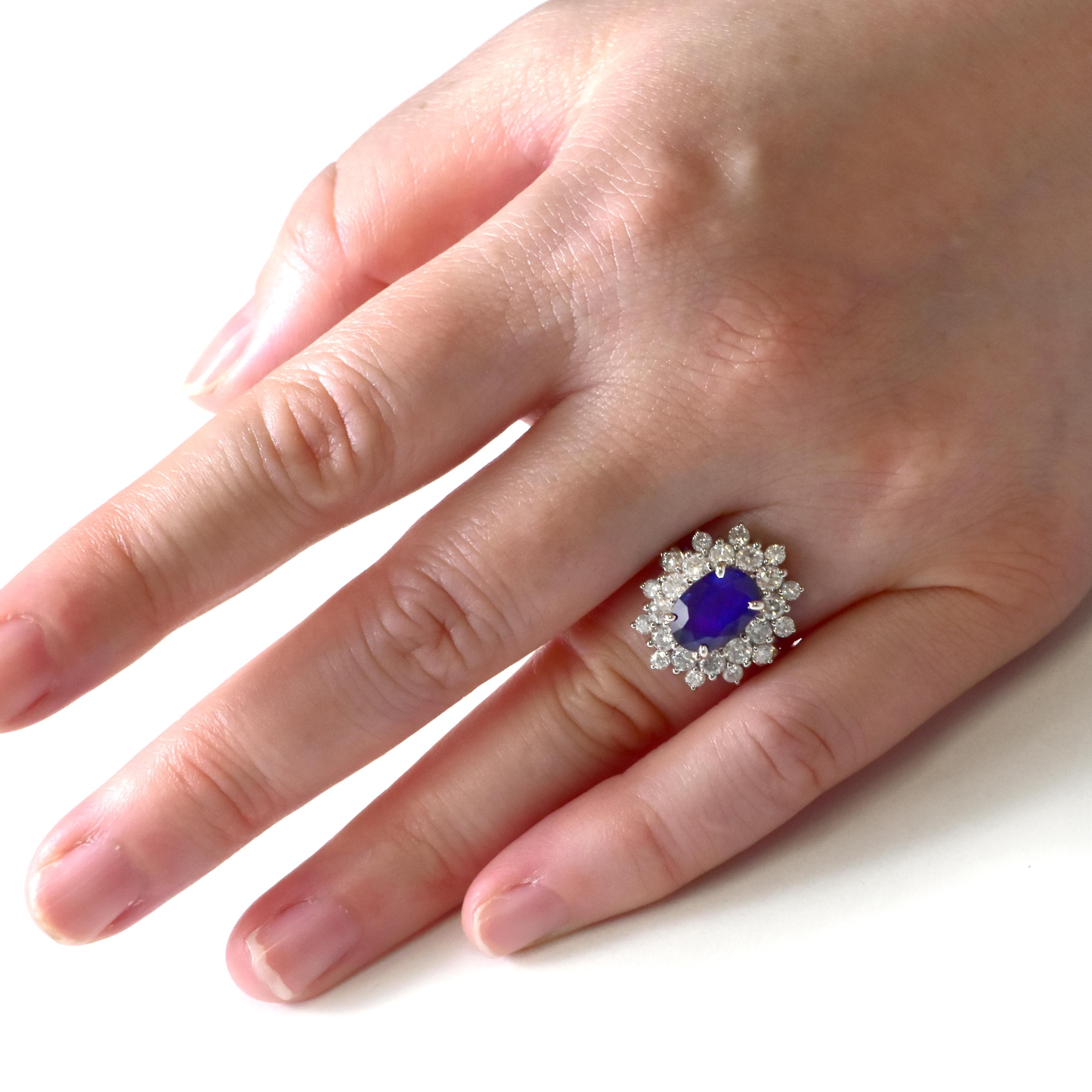 GRS Certified 3.00 Carat Natural Royal Blue Sapphire Ring Made in Platinum im Angebot 1