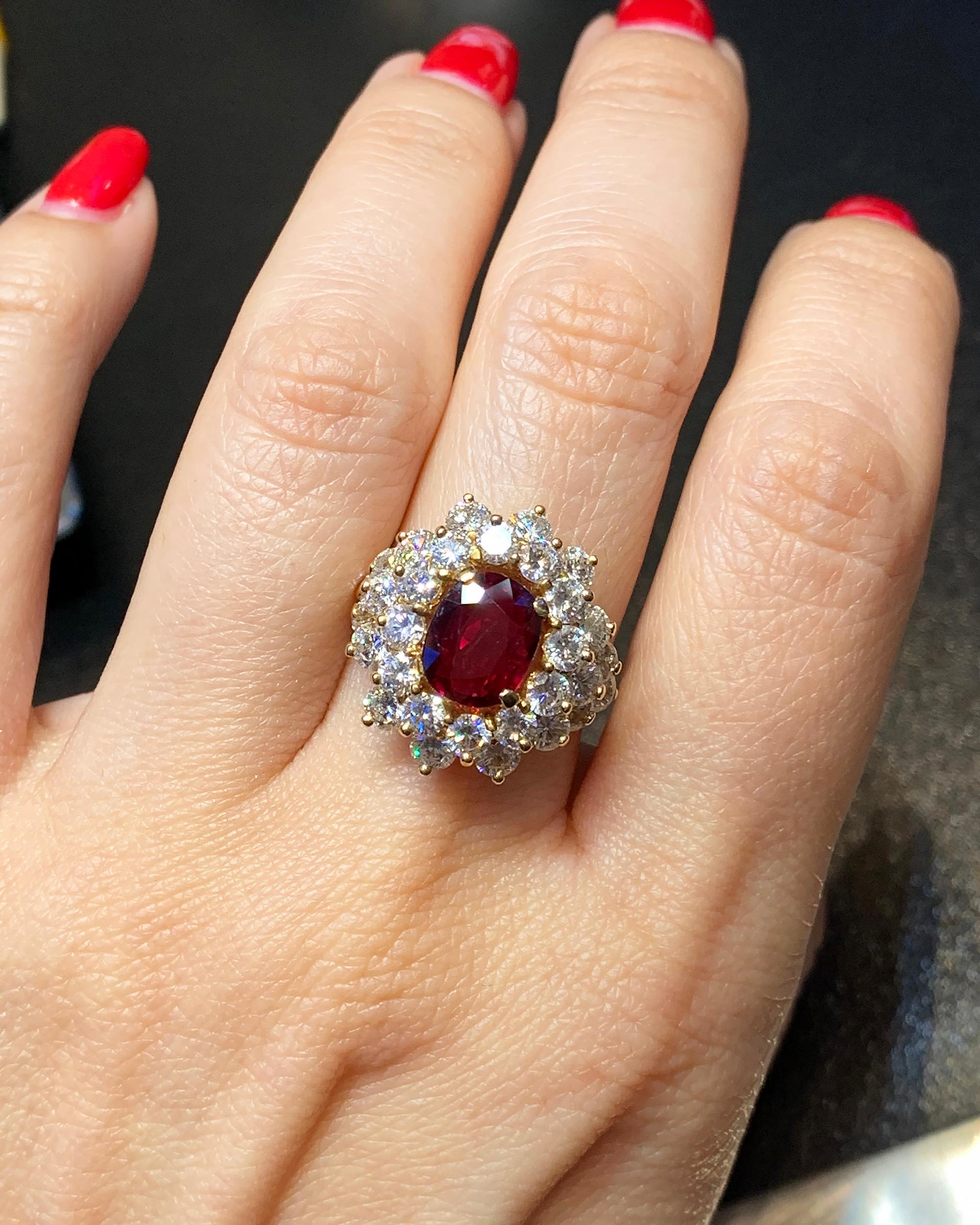 Spectra Fine Jewelry Certified 3.01 Carat Ruby Diamond Ring In New Condition For Sale In New York, NY