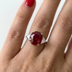 Anillo de rubí sangre de paloma de 3,02 quilates con certificado GRS y diamante trillón en el lateral