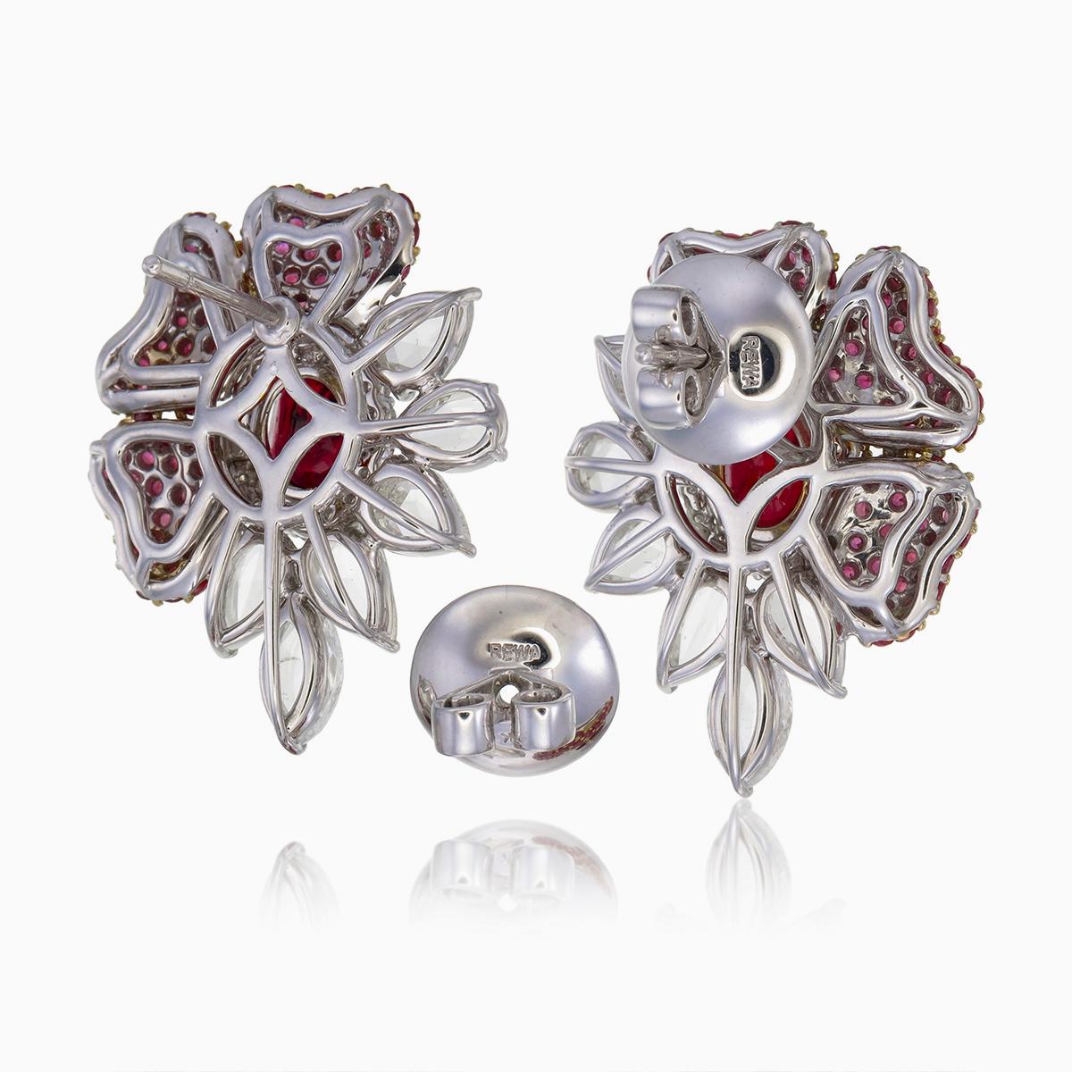 GRS Certified 3.16 Carats Pigeon Blood Ruby Earrings in 18 Karat White Gold In New Condition For Sale In Bangkok, TH