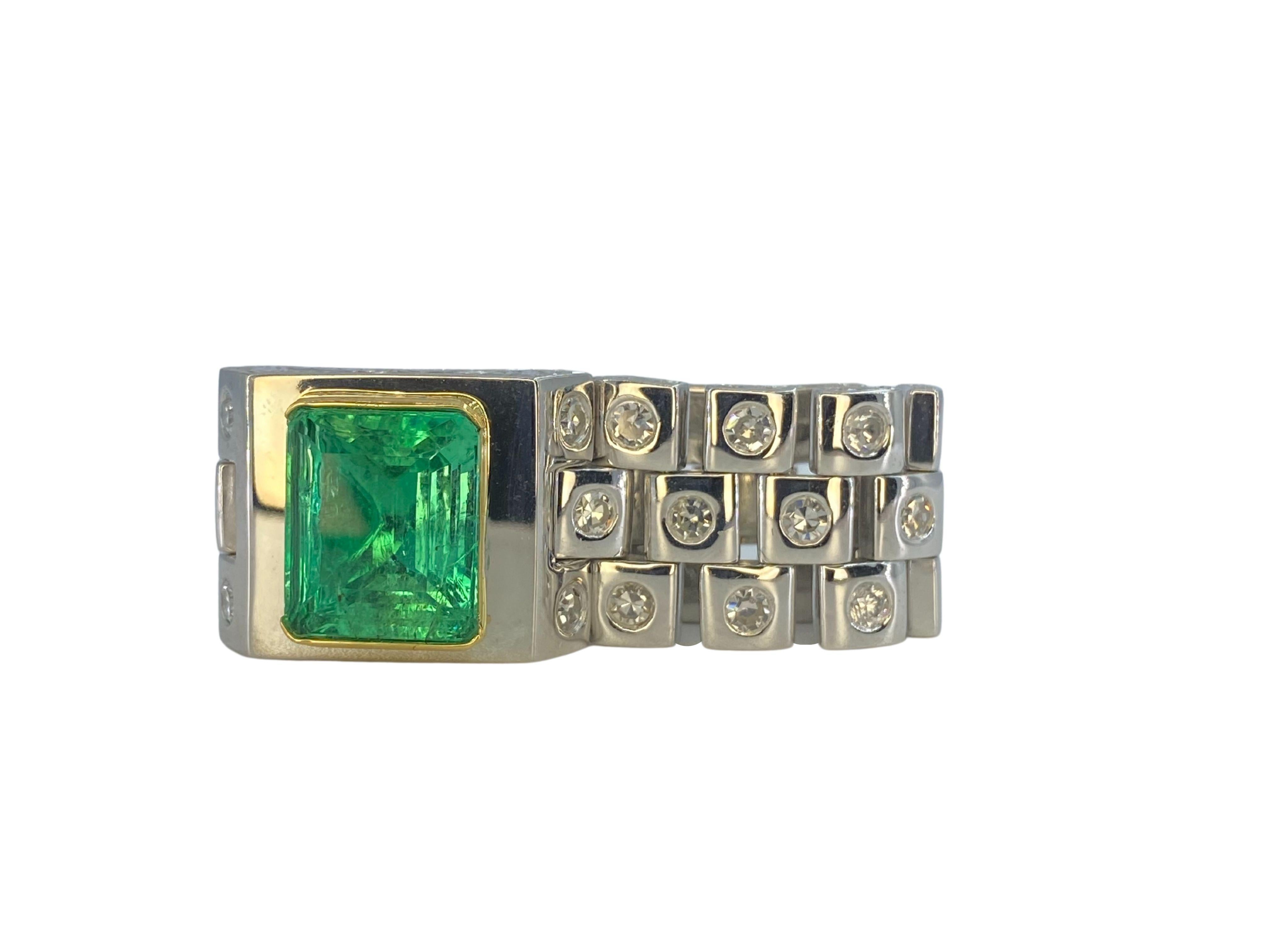 GRS Certified 3.43 Carat Colombian Emerald Mens Link Ring in Platinum and Gold In New Condition In Miami, FL
