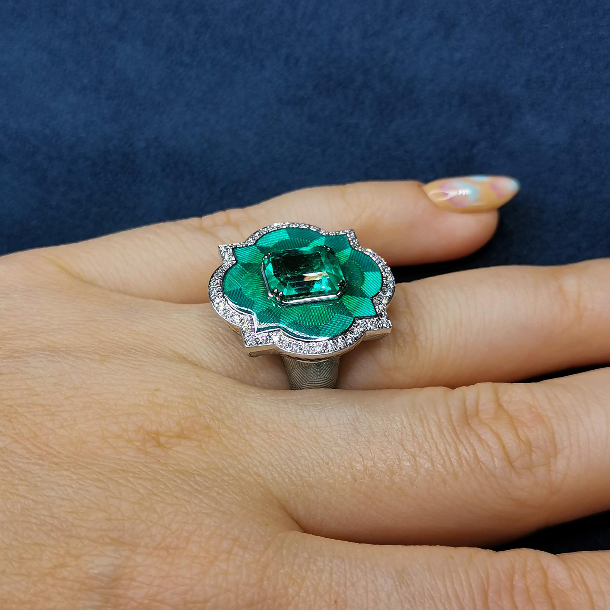 GRS Certified 3.55 Colombian Emerald Diamond Enamel 18 Karat Gold Cocktail Ring For Sale 3