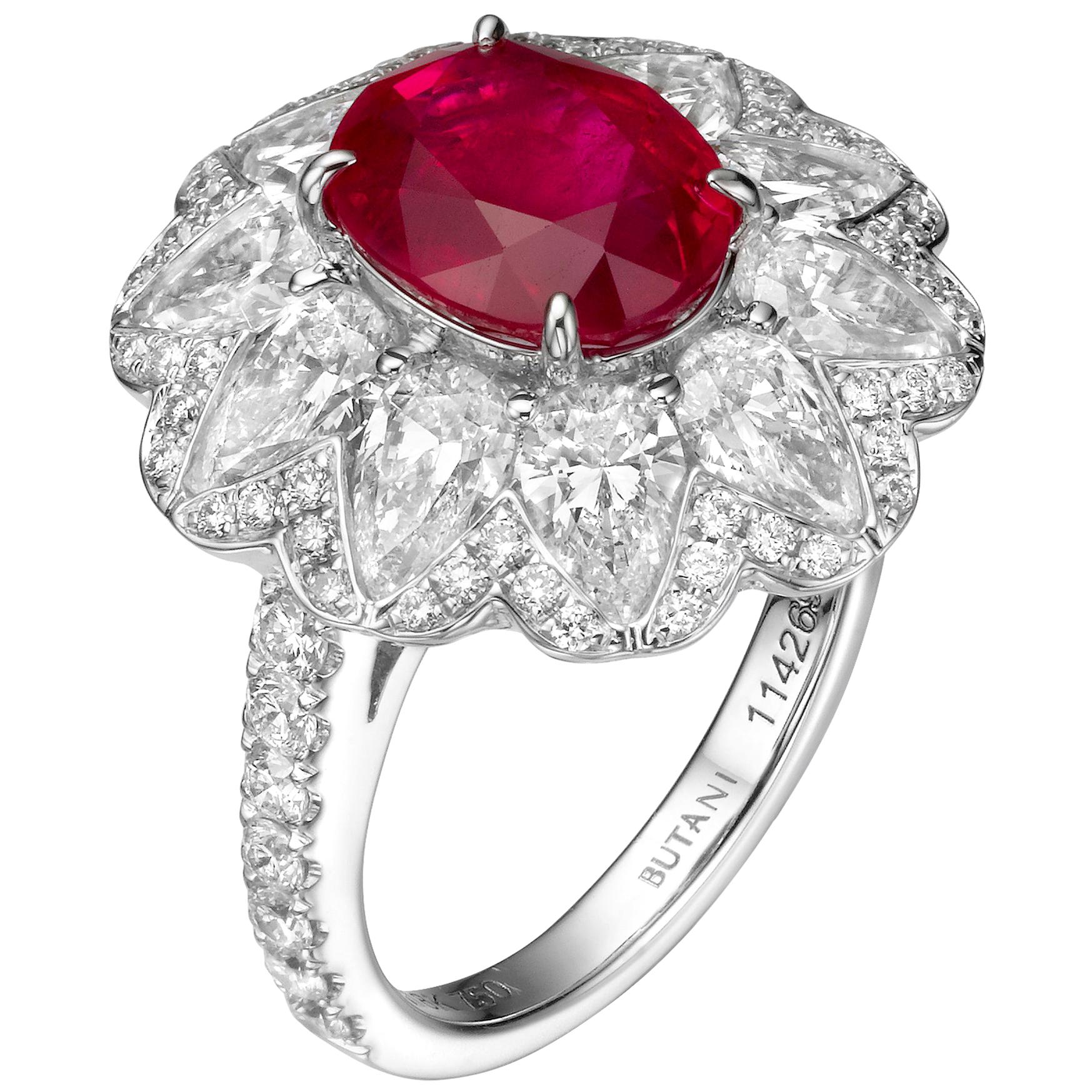 GRS Certified 3.80 Carat Oval Burma Ruby Diamond 18 Karat Gold Cocktail Ring