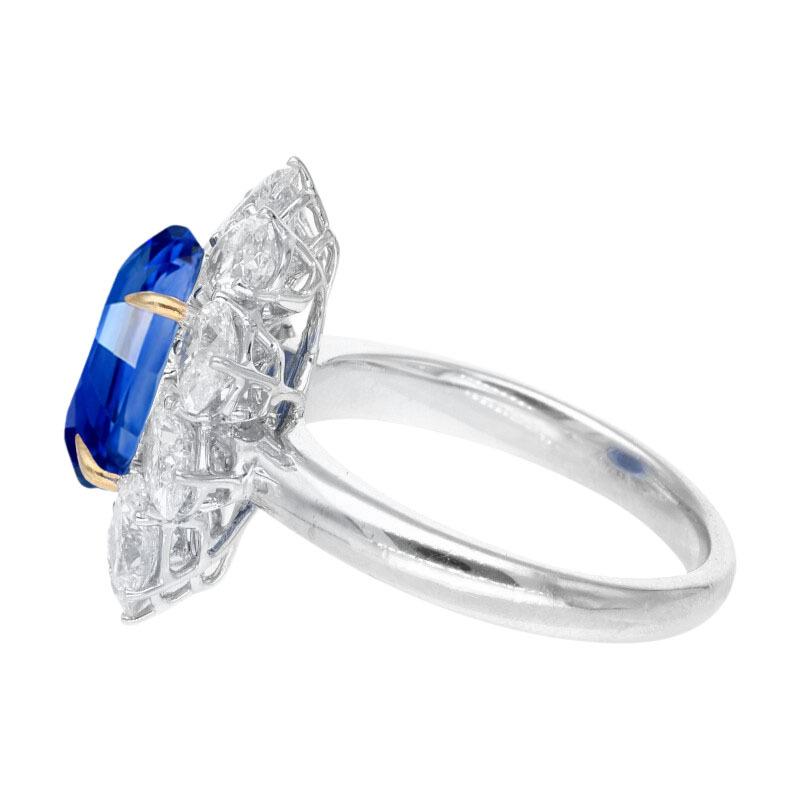 Anillo de zafiro azul en cojín VIVID de 3,94 quilates sin calor certificado por GRS Moderno en venta