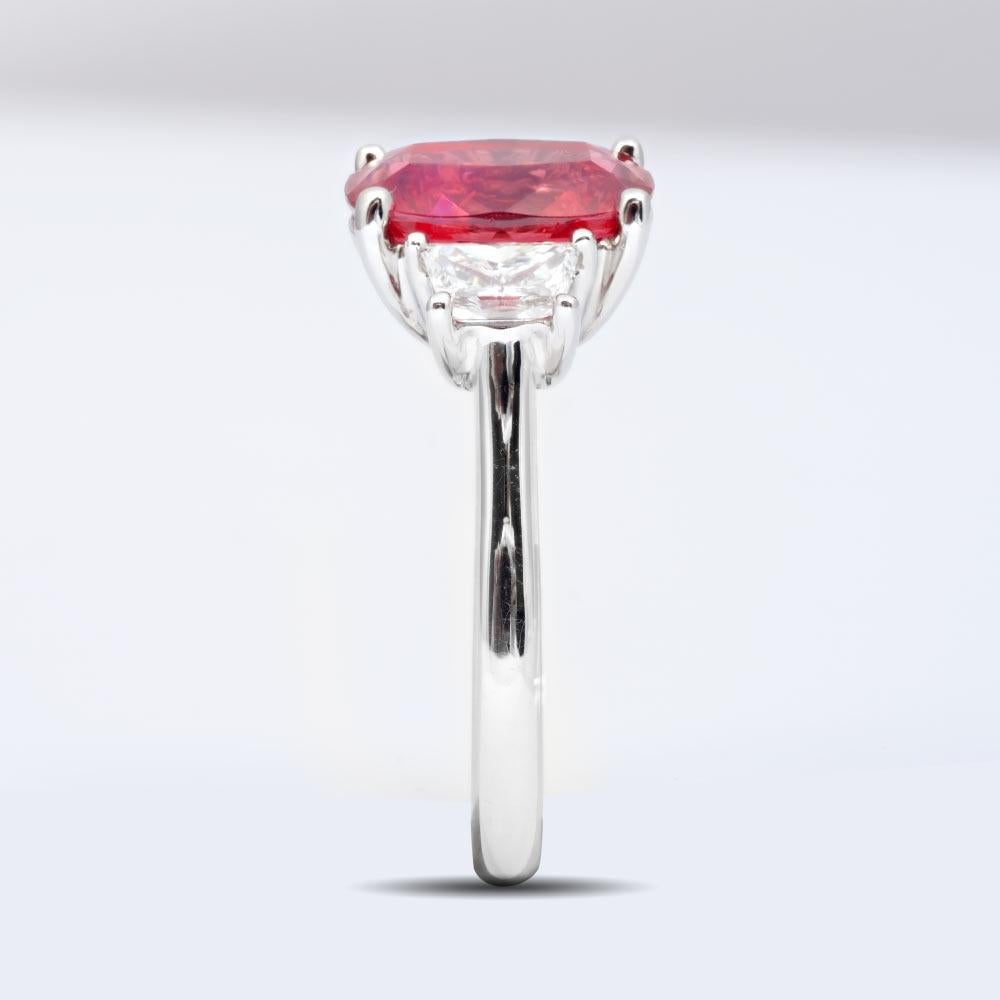 GRS Certified 3.96 Carat Unheated Spinel Diamond Platinum Ring, Statement Ring In New Condition For Sale In Los Angeles, CA