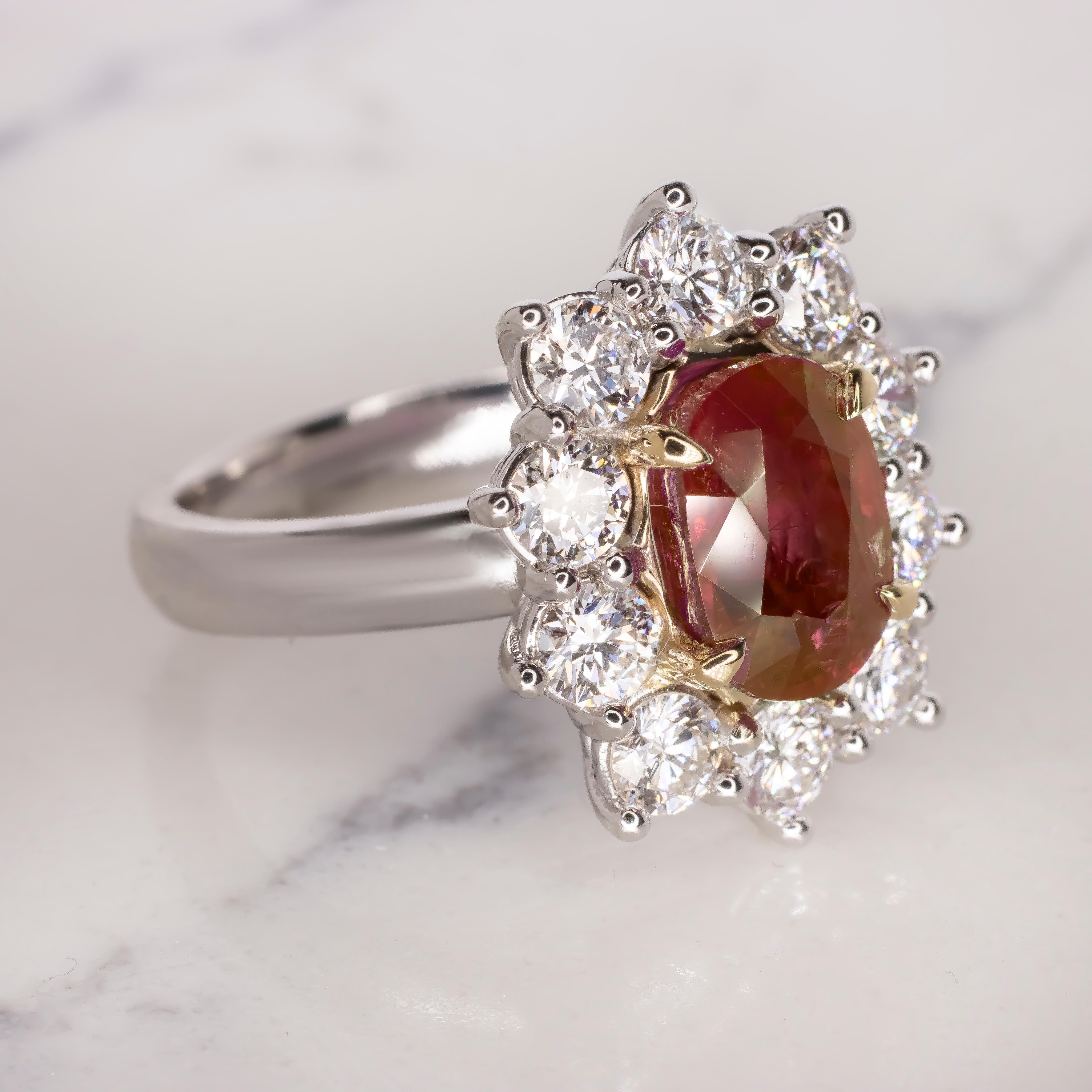 GRS Certified 4.21 Carat BURMA NO HEAT Oval Ruby Diamond Ring In New Condition In Rome, IT