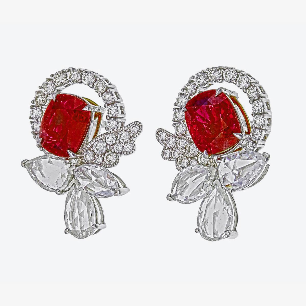 Moderniste Boucles d'oreilles certifiées GRS de 4.21 carats de rubis birman, sang de pigeon et diamant en 18K WG en vente