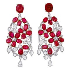 Orecchini con diamanti e rubino di Birmania certificati GRS da 4,51 carati in WG 18 carati