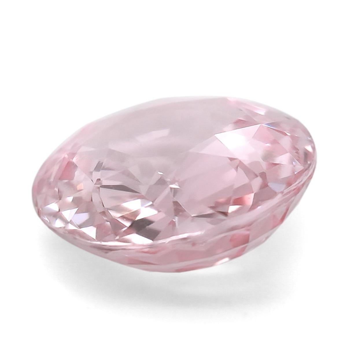 GRS Certified 4.54 Carat Natural Unheated Padparadscha Sapphire In New Condition For Sale In Los Angeles, CA