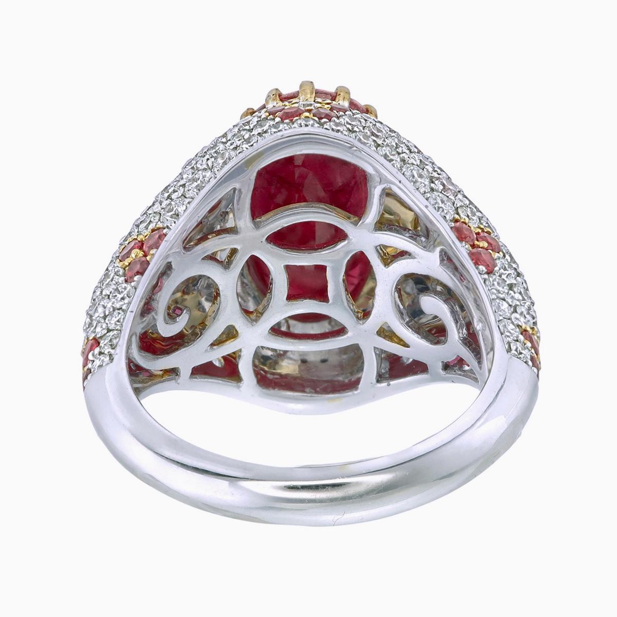 GRS zertifiziert 4,96 Karat Burma Rubin keine Hitze und Diamant-Ring in 18K Weißgold (Rundschliff) im Angebot