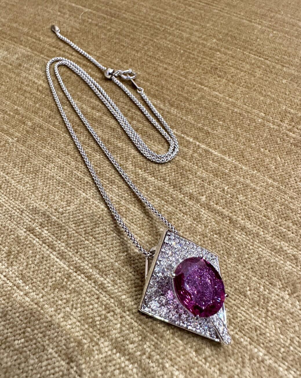 GRS Certified 5 carat Ruby Pendant Necklace with Diamonds in 18k White Gold In Excellent Condition For Sale In La Jolla, CA