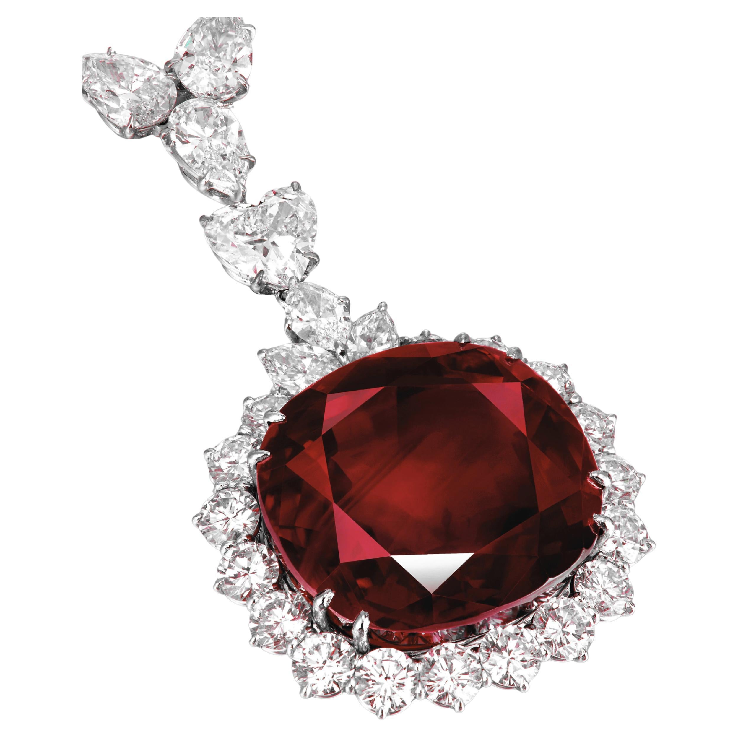 Certificado GRS 5 ct. Mozambique Rubí VIVID Collar de diamantes rojos Contemporáneo en venta