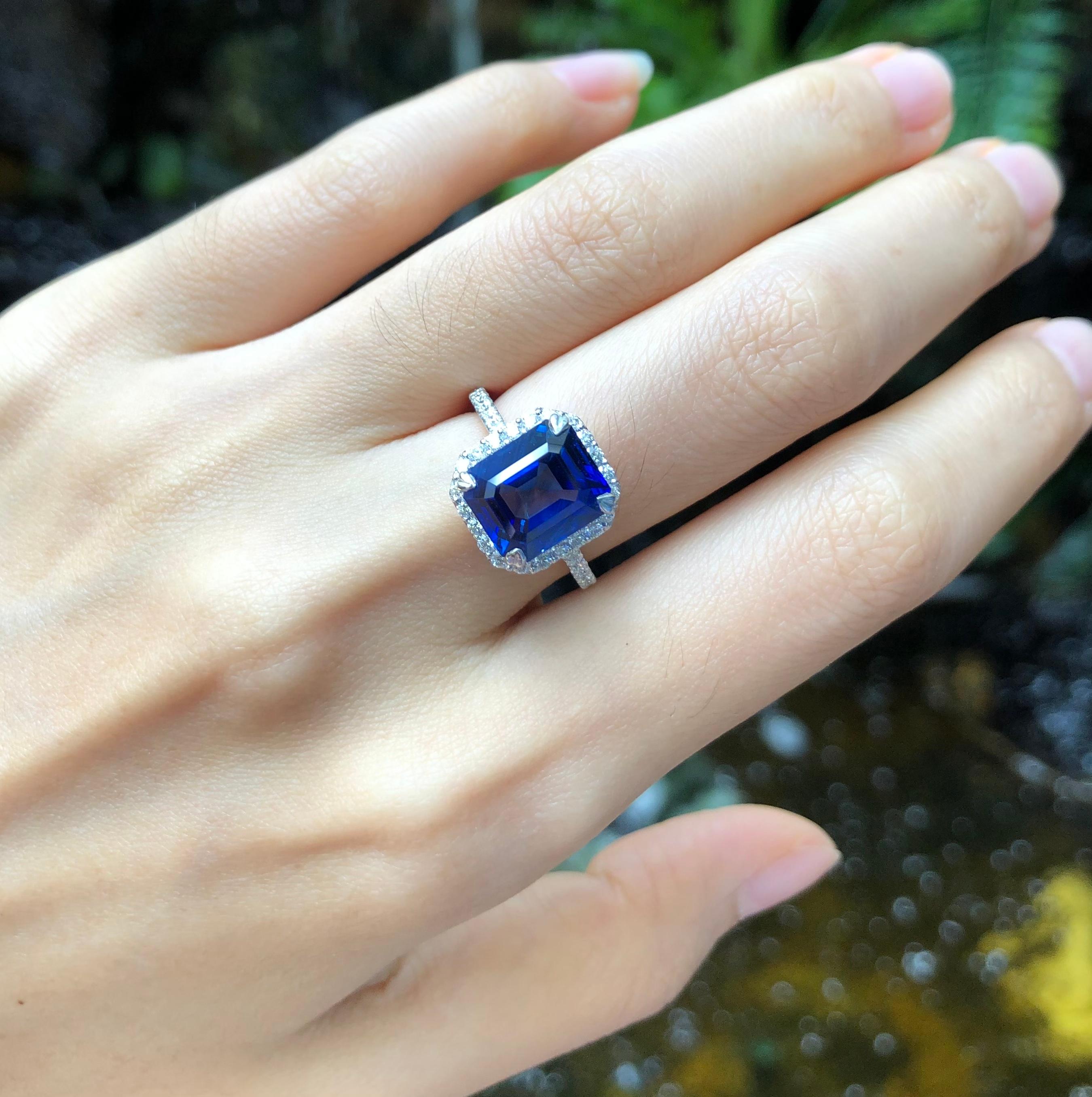 Ceylon Blue Sapphire 5.38 carats with Diamond 0.57 carat Ring set in Platinum 950 Settings
(GRS Certified)

Width:  1.0 cm 
Length:  1.2 cm
Ring Size: 50
Total Weight: 7.3 grams

Ceylon Blue Sapphire
Width:  0.9 cm 
Length:  1.0 cm


