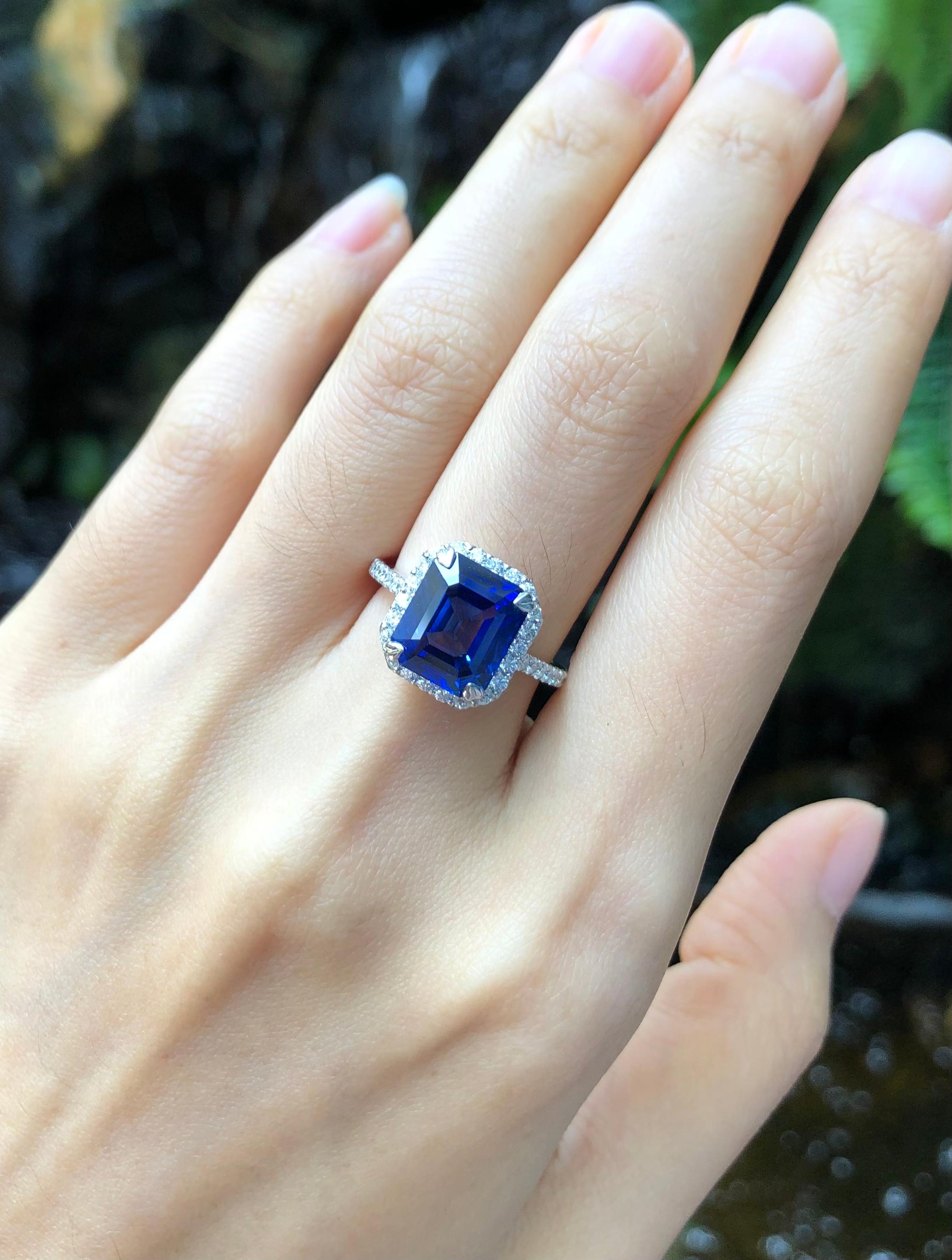 Mixed Cut GRS Certified 5 Cts Ceylon Blue Sapphire with Diamond Ring in Platinum 950 For Sale