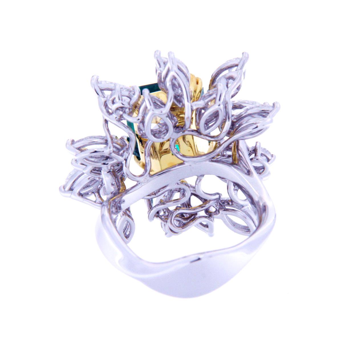 GRS-zertifiziert 5,32 Karat Minor Öl Vivid sambischen Smaragd & Diamant-Cocktail-Ring (Smaragdschliff) im Angebot