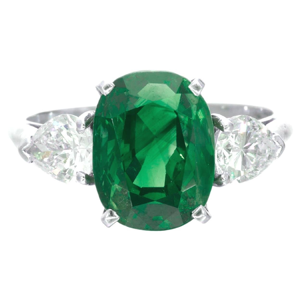 GRS Certified 5.57 Carat VIVID GREEN Oval Diamond Ring NO OIL