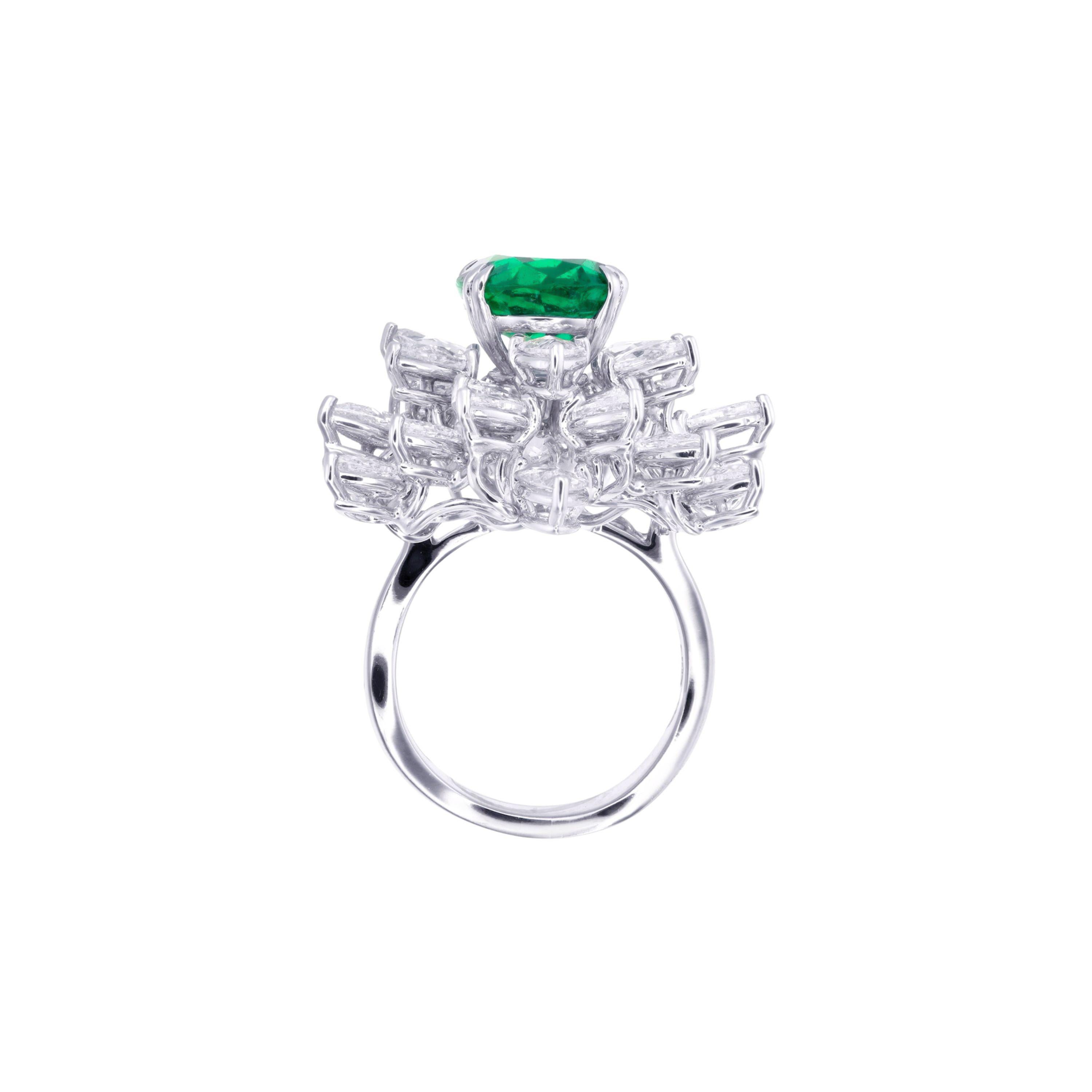 Contemporary GRS Certified 5.87 Carat Vivid Green Emerald & Rose Cut Diamond Cocktail Ring For Sale