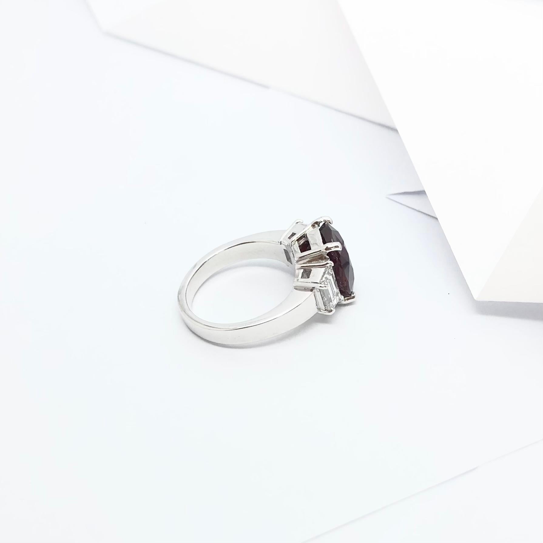 Anello con rubino e diamante certificato GRS da 5 carati con incastonatura in platino 950 in vendita 4