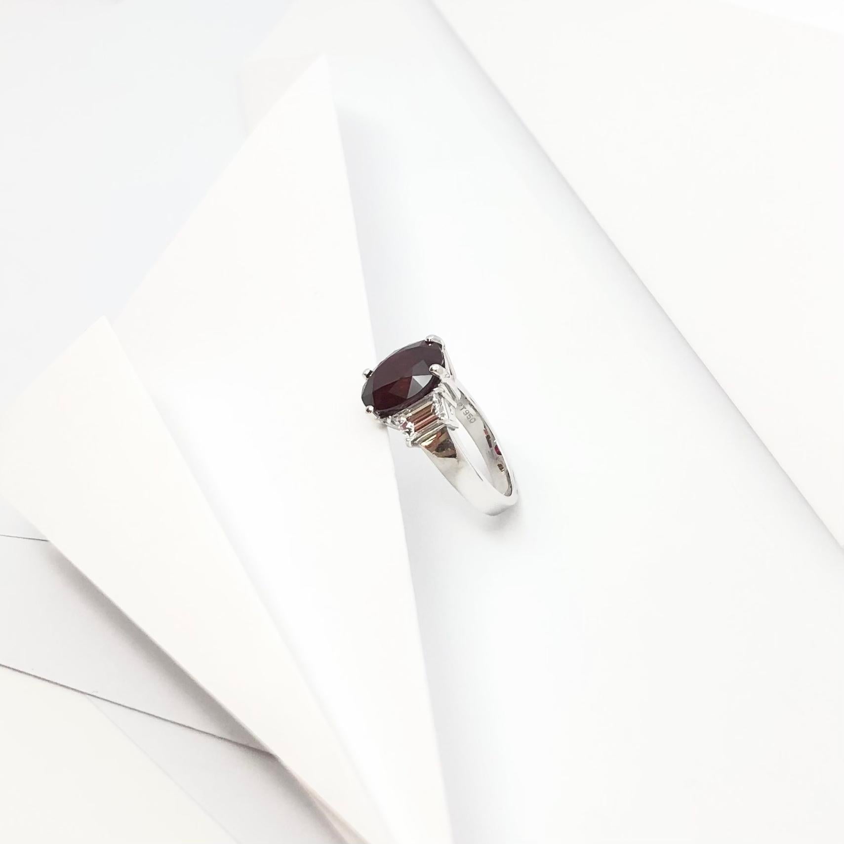 Anello con rubino e diamante certificato GRS da 5 carati con incastonatura in platino 950 in vendita 7