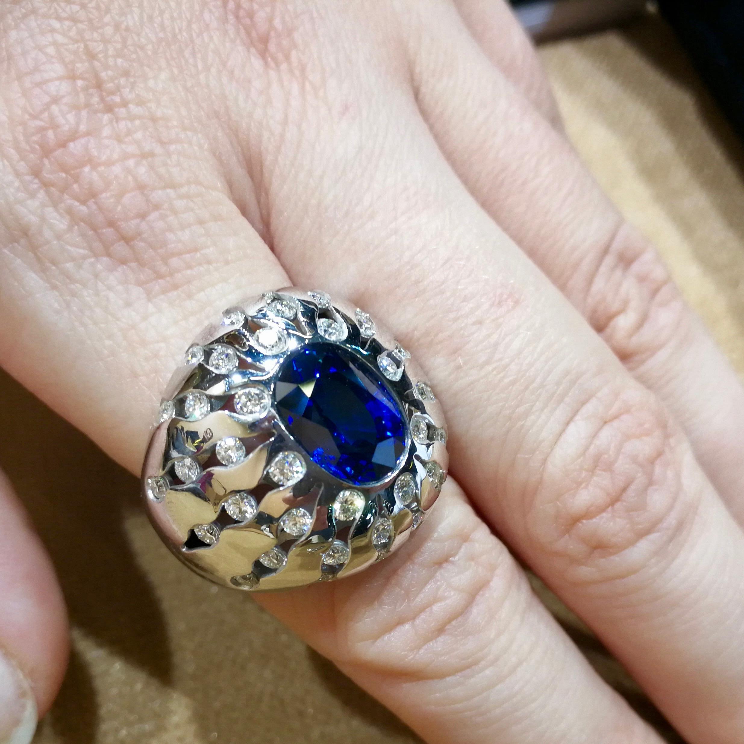 GRS Certified 6.03 Carat Royal Blue Sapphire Diamonds 18 Karat White Gold Ring For Sale 4