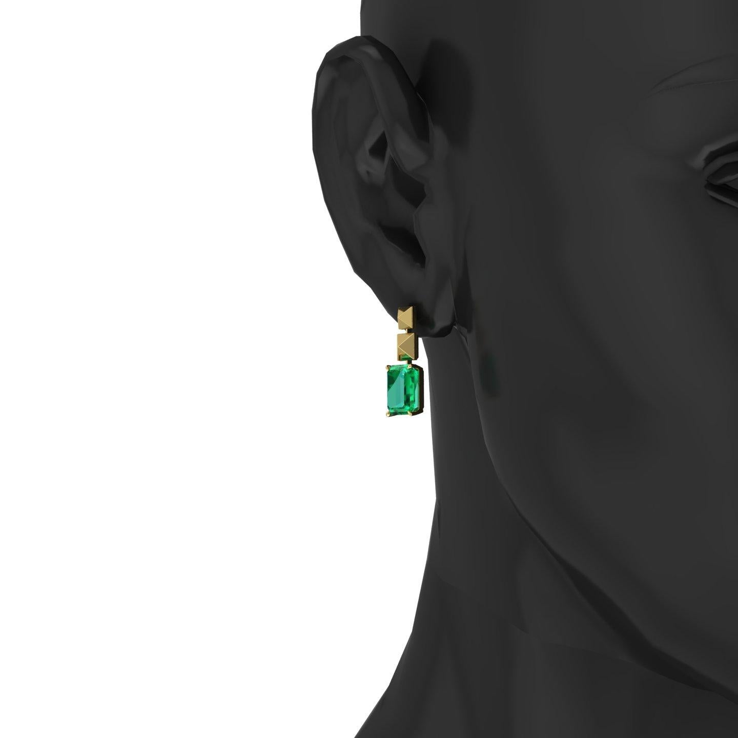 GRS Certified 6.12 Carat Colombian Emerald Pyramid Dangling Earrings in 18K Gold In New Condition In New York, NY