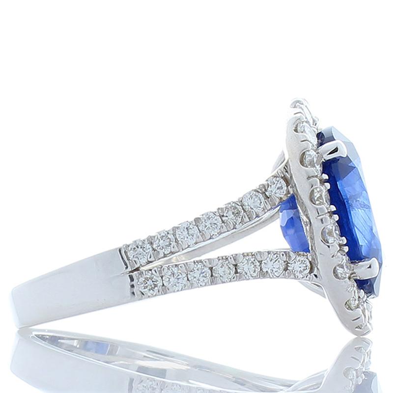 Contemporary GRS Certified 6.18 Carat Oval Sapphire & Diamond Cocktail Ring In 18K White Gold