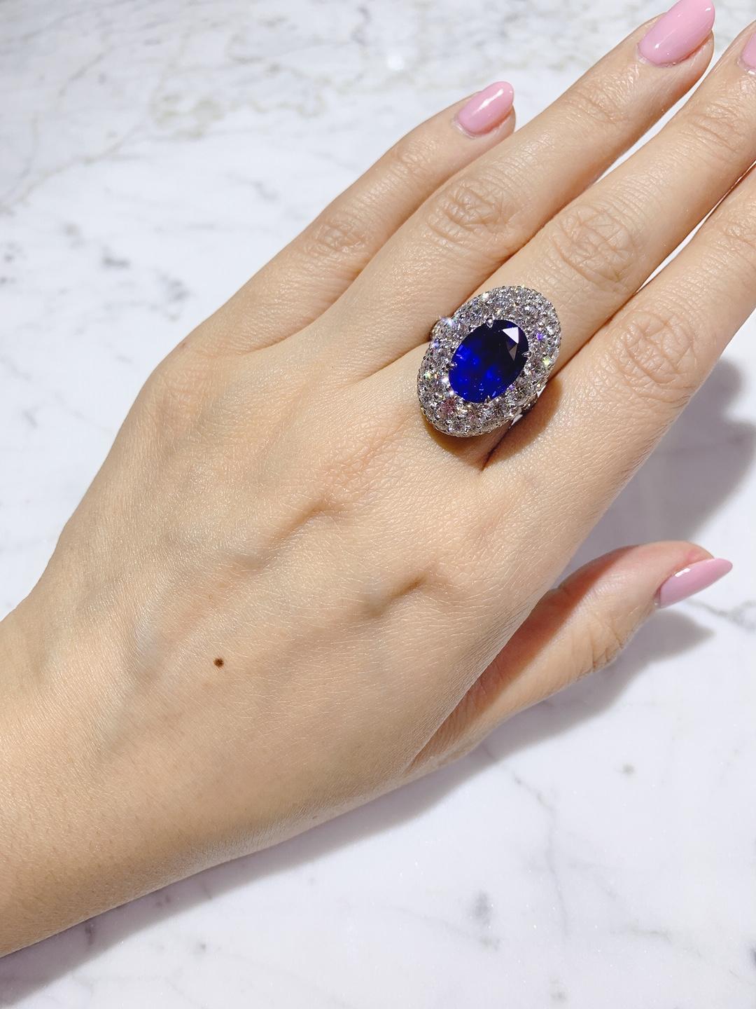 GRS Certified 6.24 Carat Ceylon Blue Sapphire Ring 'Heated' For Sale 6