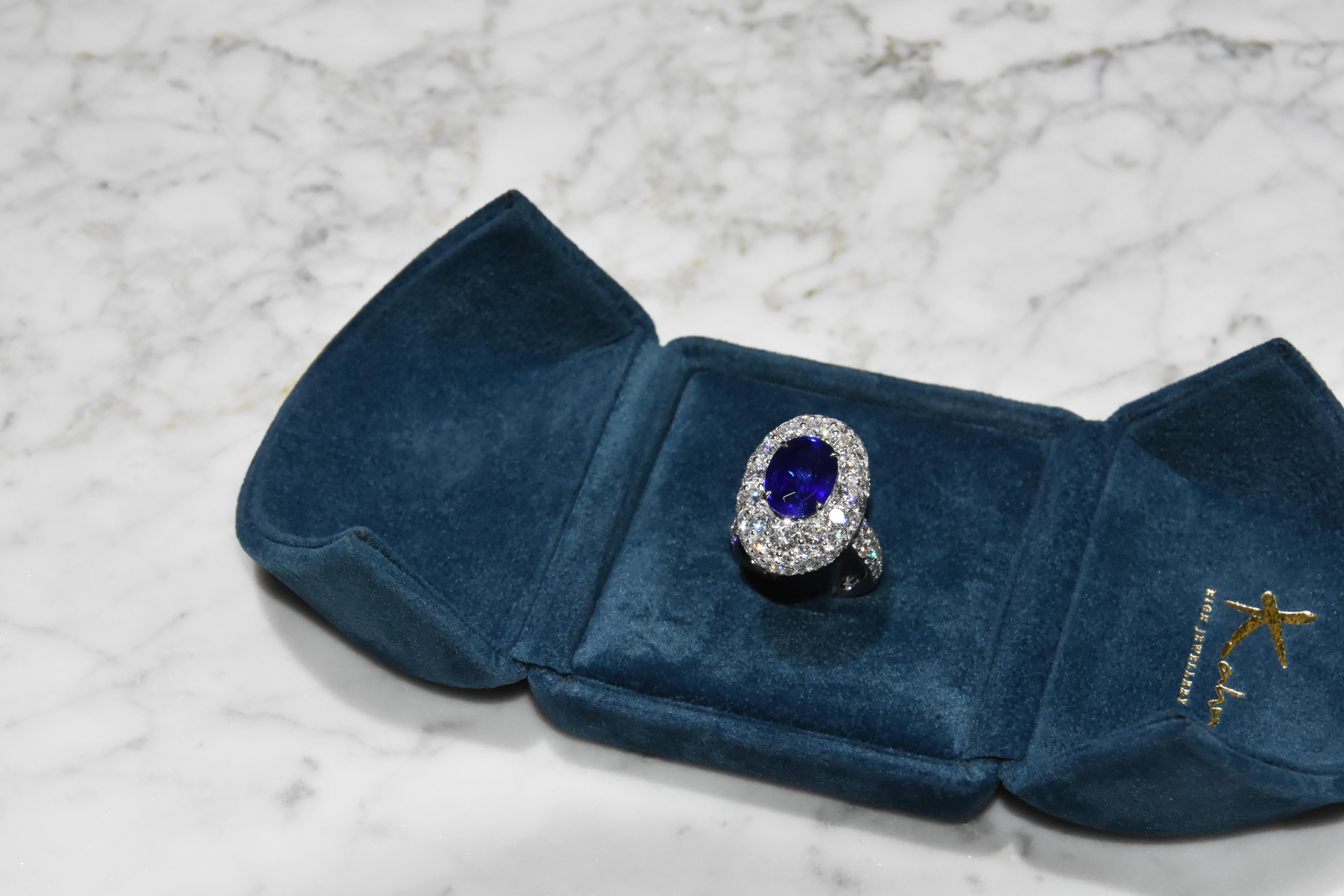 Contemporary GRS Certified 6.24 Carat Ceylon Blue Sapphire Ring 'Heated' For Sale