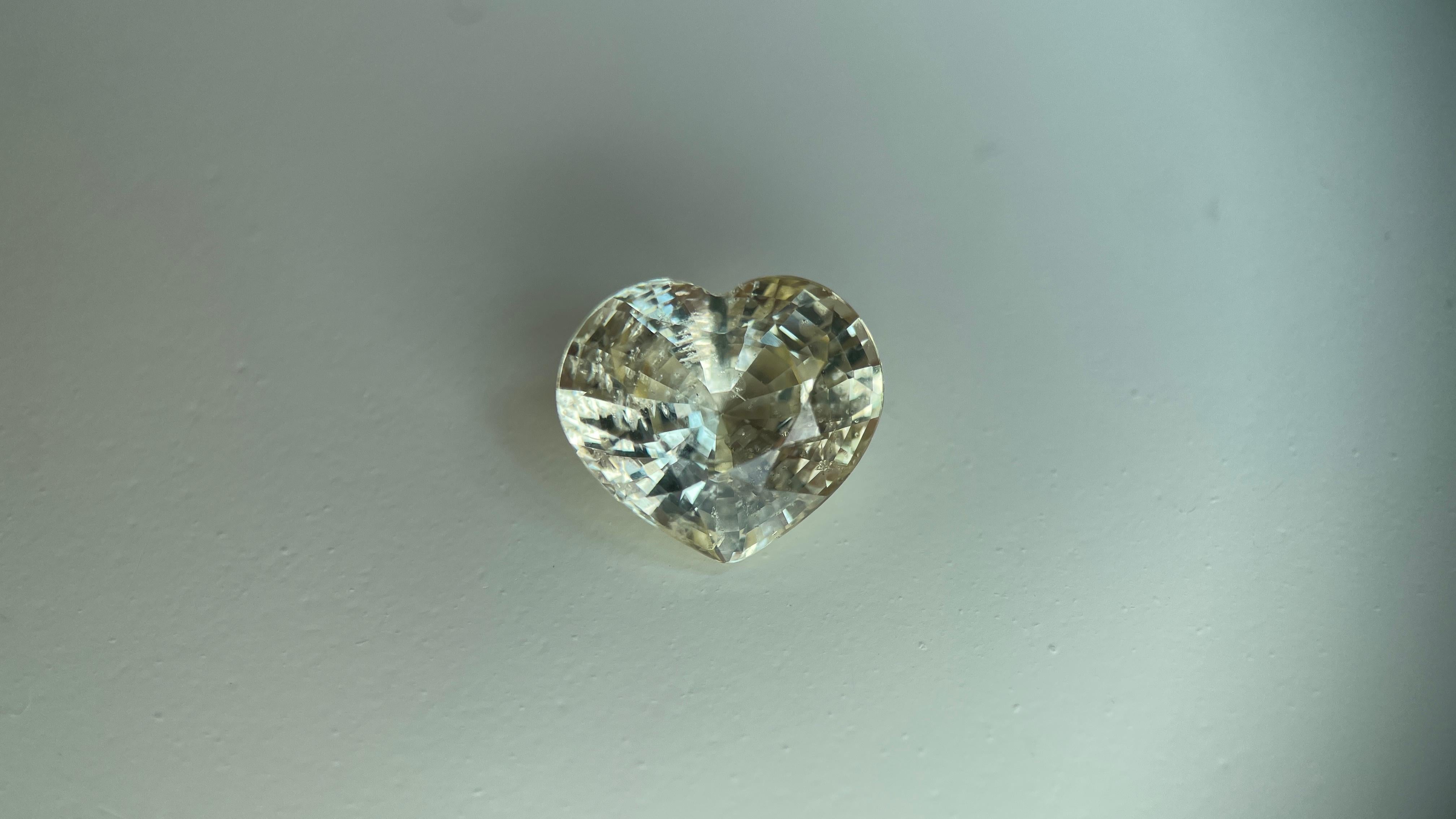 GRS certified 6.26Ct Unheated Yellow Sapphire-10.54 x 11.99 x 6.72 (mm) For Sale 3