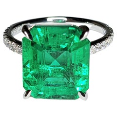 Platinring, GRS-zertifizierter 6,31 Karat kolumbianischer Smaragd im Smaragdschliff Diamant