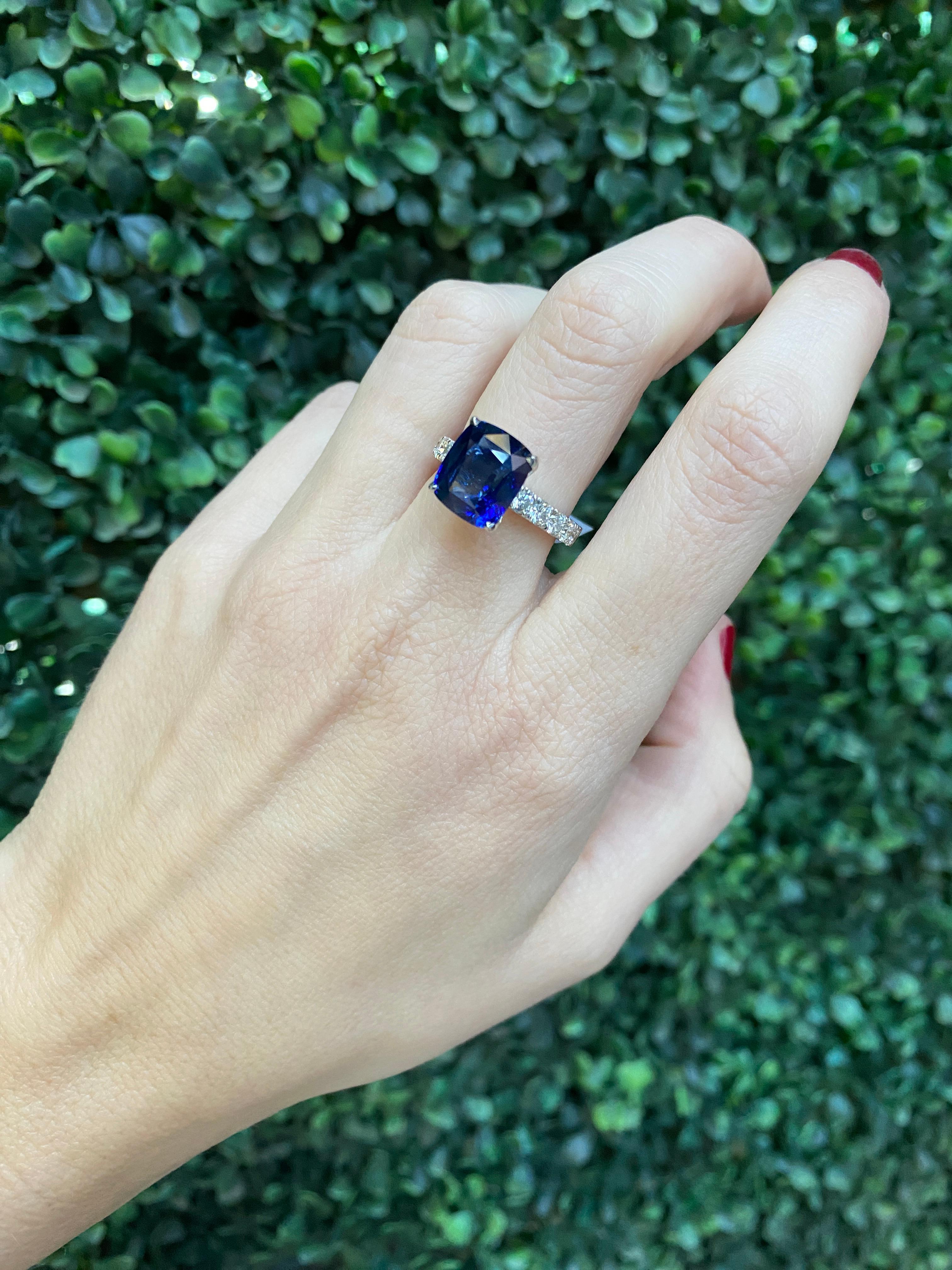 GRS Certified 6.44 Carat Cushion Cut Sri Lankan Sapphire and Diamond Ring  For Sale 3