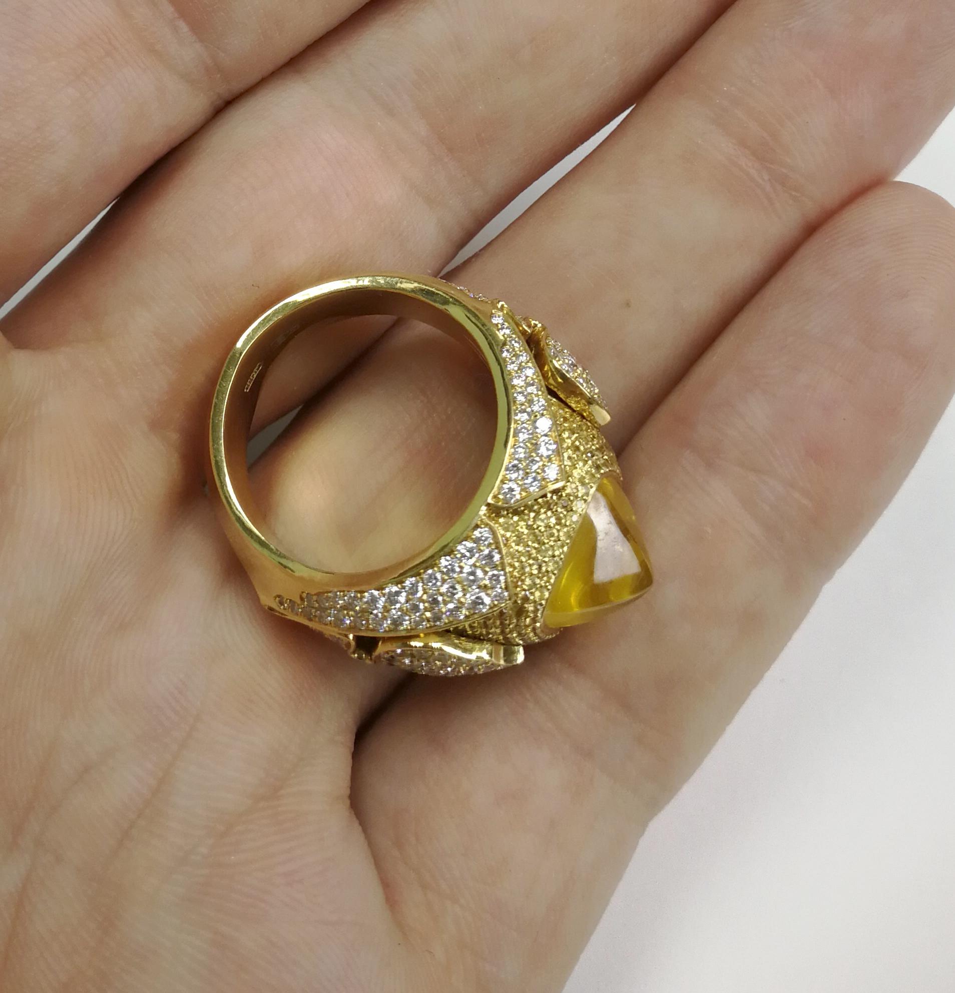 Art Deco GRS Certified 6.45 Carat Yellow Sapphire Diamonds 18 Karat Yellow Gold Ring For Sale