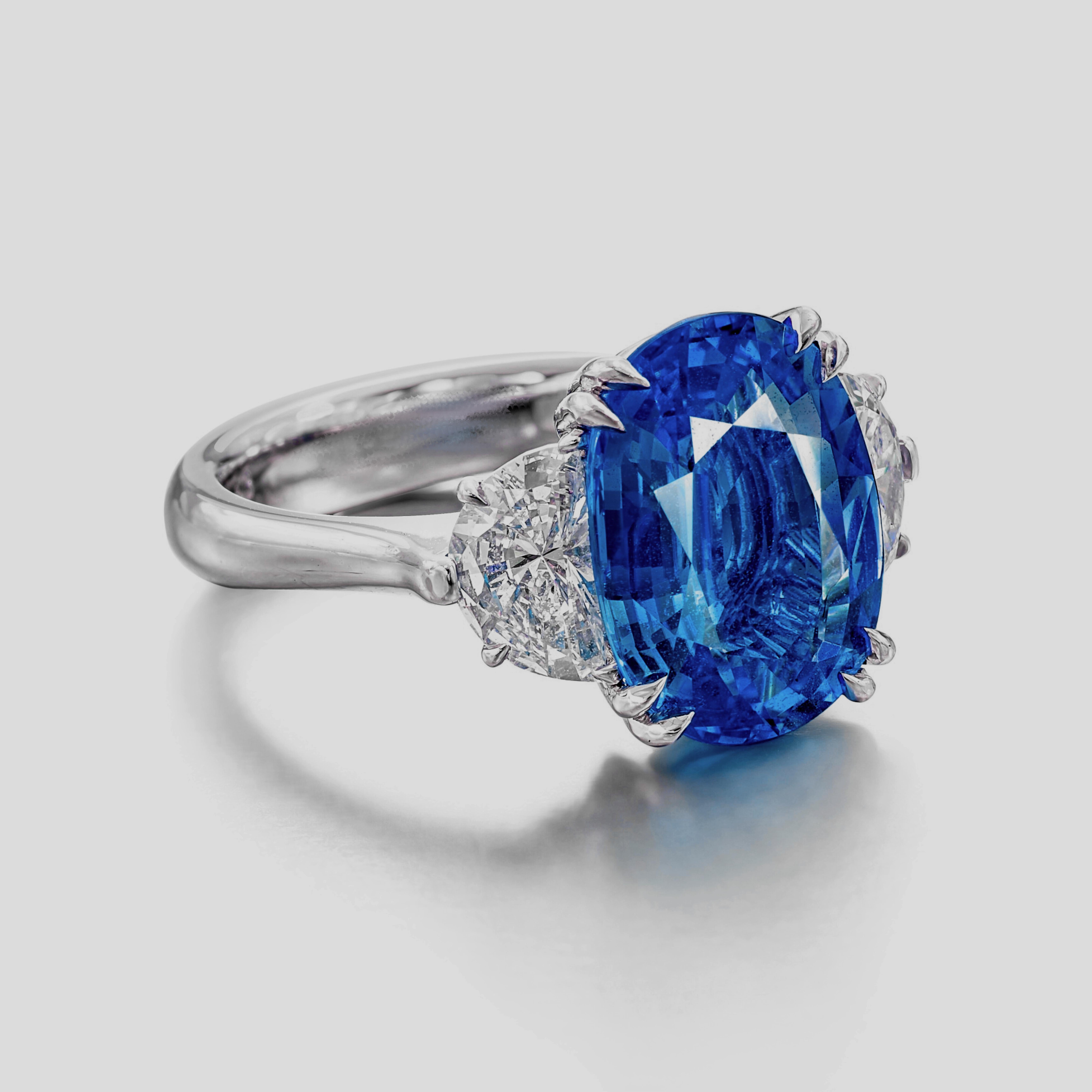 Oval Cut GRS Certified 6.57 Carat CEYLON NO HEAT Blue Sapphire Ring For Sale