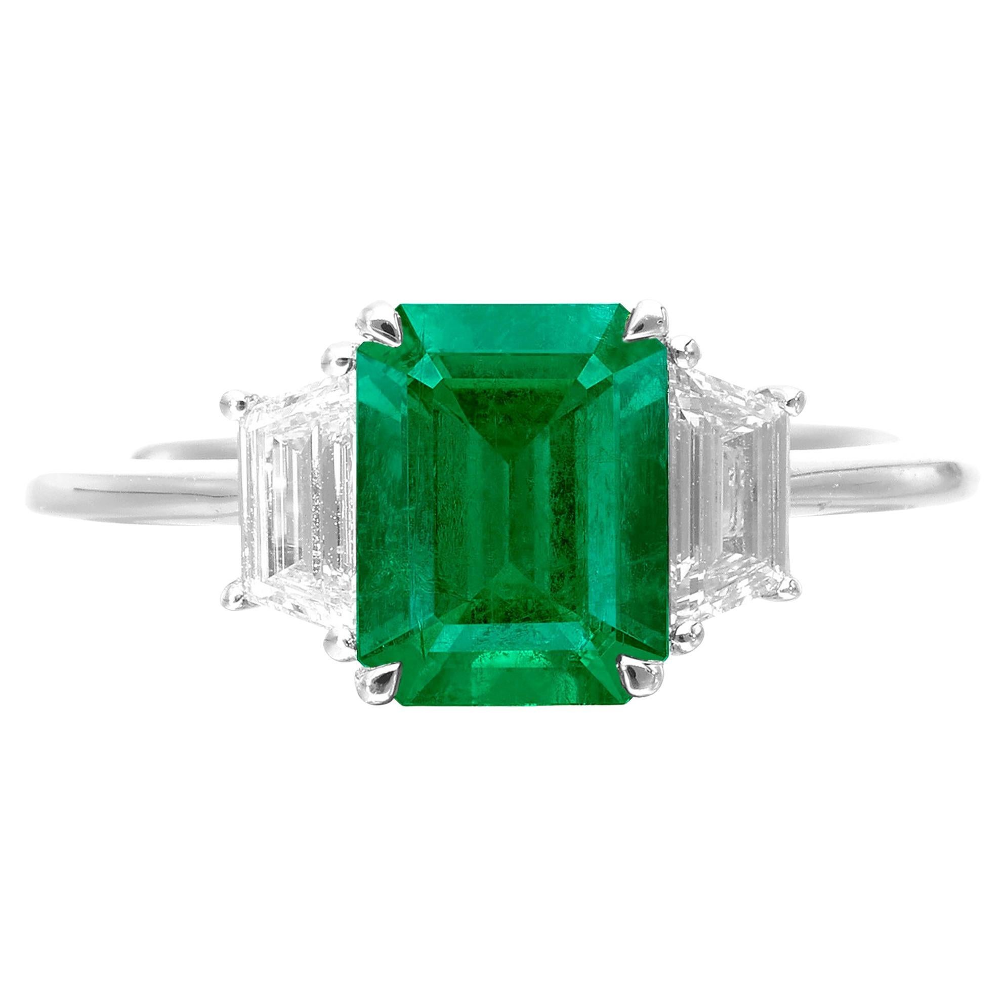 GRS Certified 6.70 Carat Green Emerald Diamond Ring For Sale