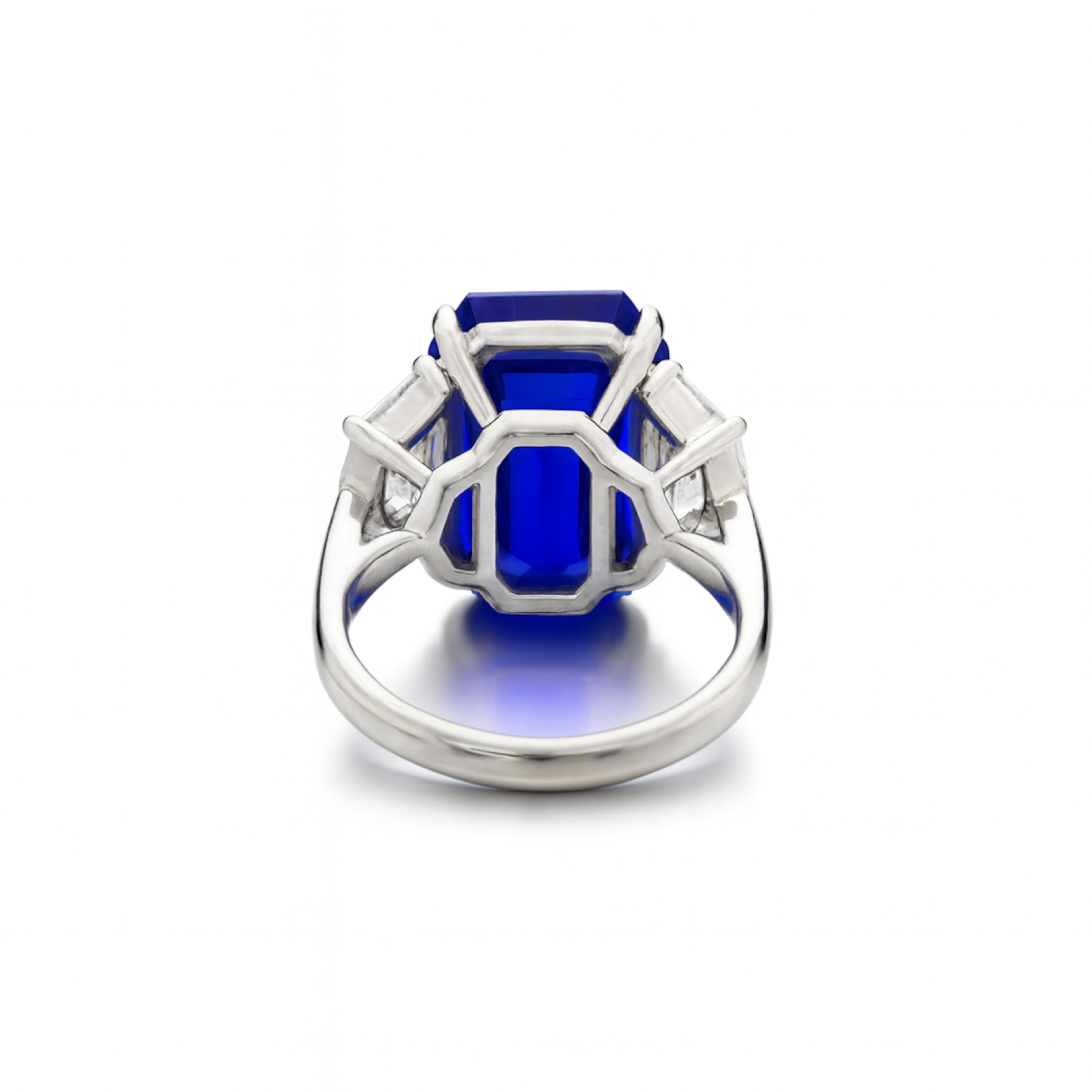 GRS zertifiziert 6,76 Karat Kornblumenblauer Saphir Platin Ring im Zustand „Neu“ im Angebot in Chicago, IL