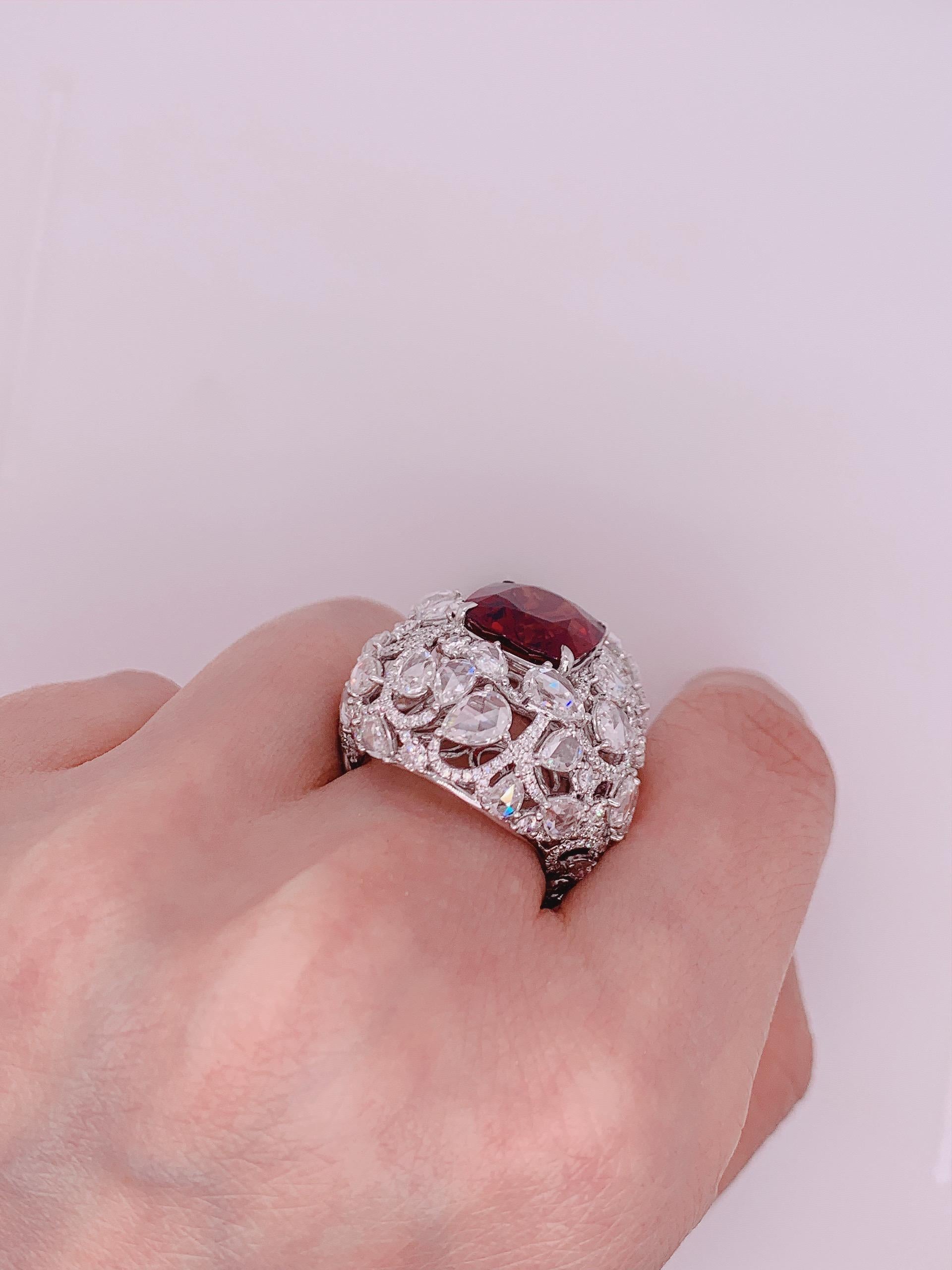 KAHN GRS Certified 7.5 Carat Unheated Spinel Ring In New Condition For Sale In Tsim Sha Tsui, HK