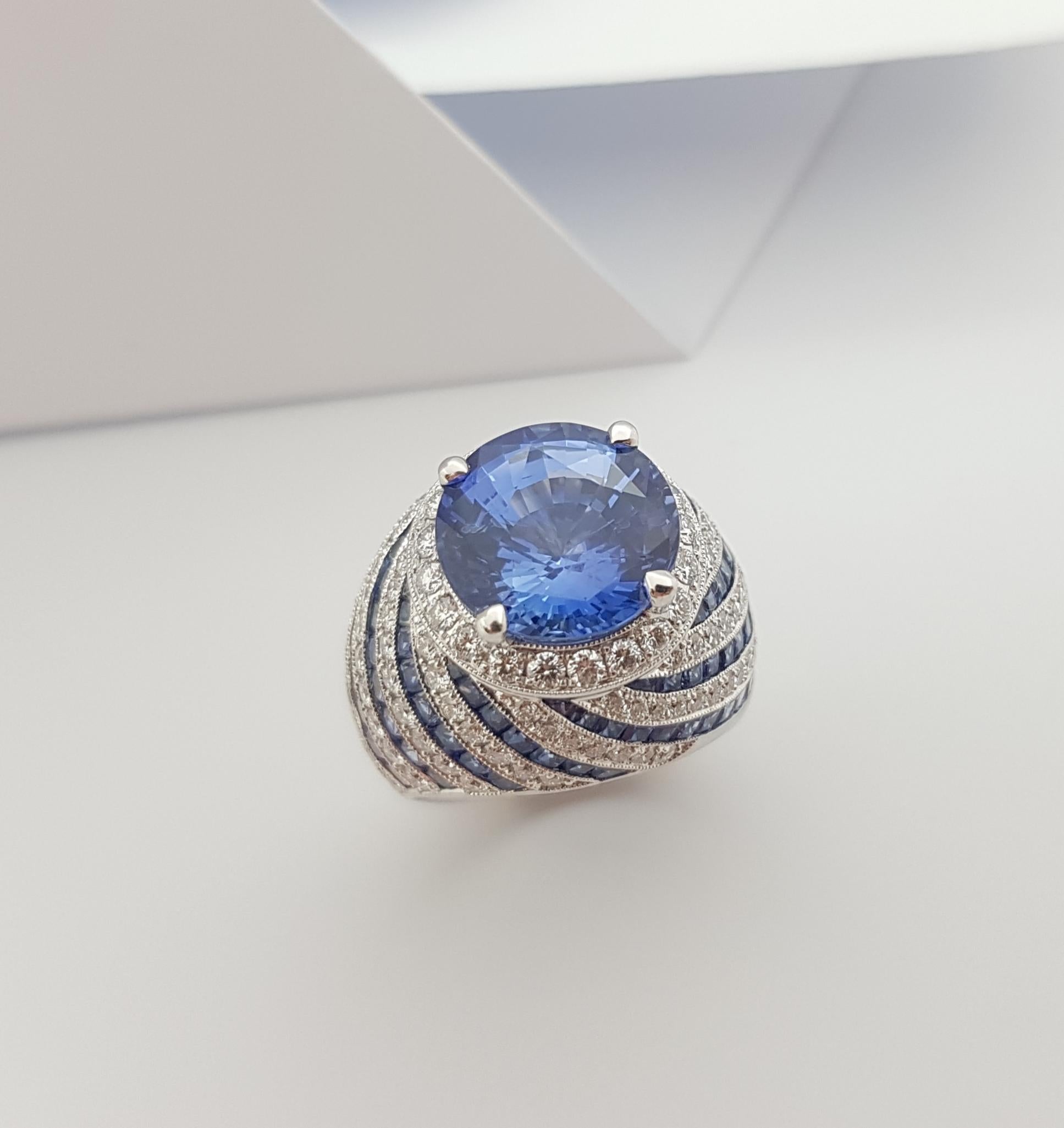 GRS Certified 7cts Ceylon Blue Sapphire and Diamond Ring in 18K White Gold For Sale 5