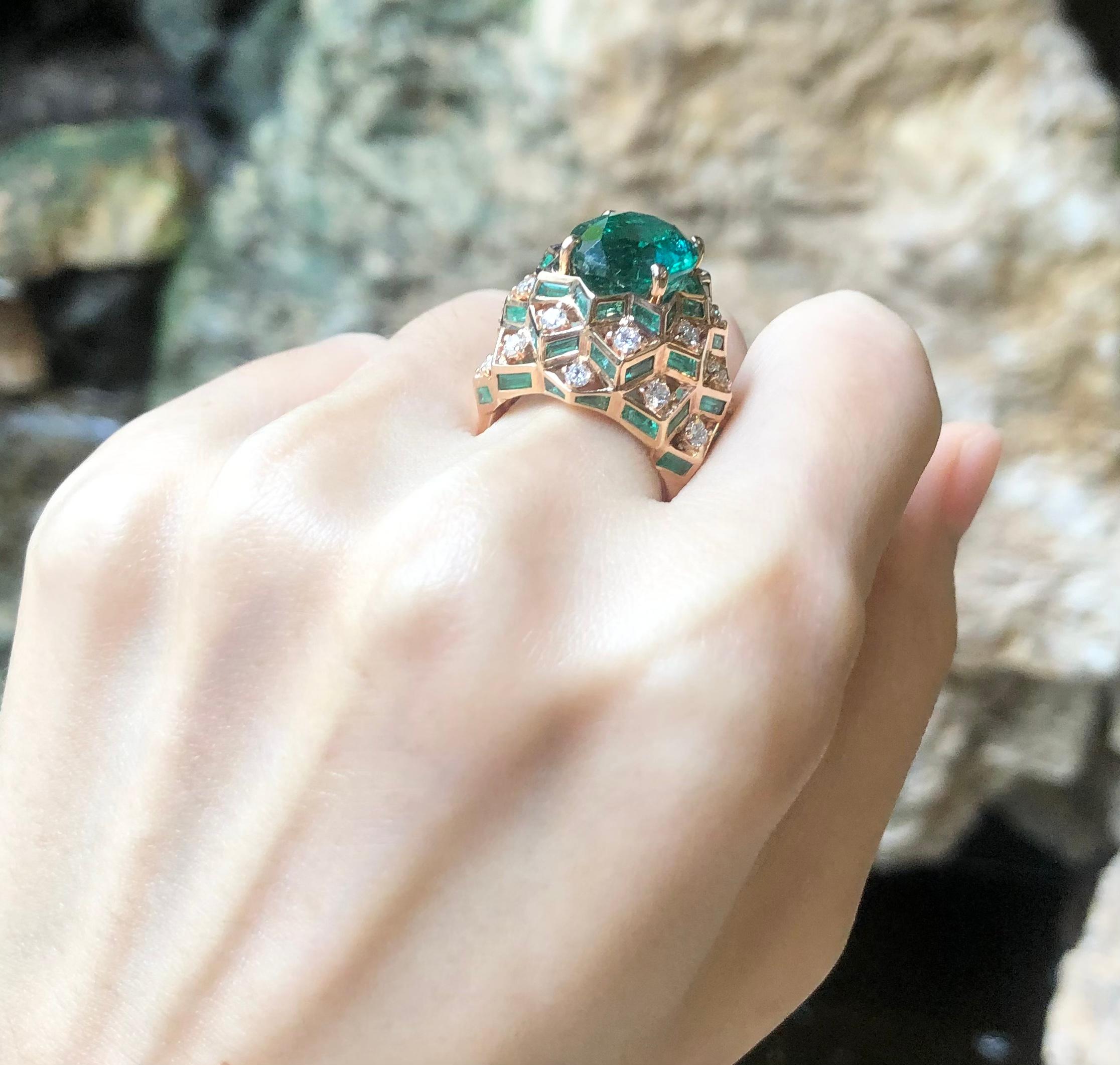 GRS Certified 7cts Zambian Emerald with Diamond Ring Set in 18k Rose Gold For Sale 1
