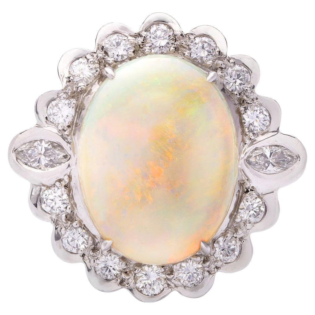 GRS-zertifizierter 8,87 Karat australischer Opal und 1,18 Karat Diamantring aus 12K Weißgold im Angebot
