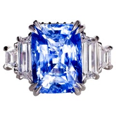 Platinring mit GRS-zertifiziertem 9 Karat blauem Saphir, Ceylon-Saphir und Diamant