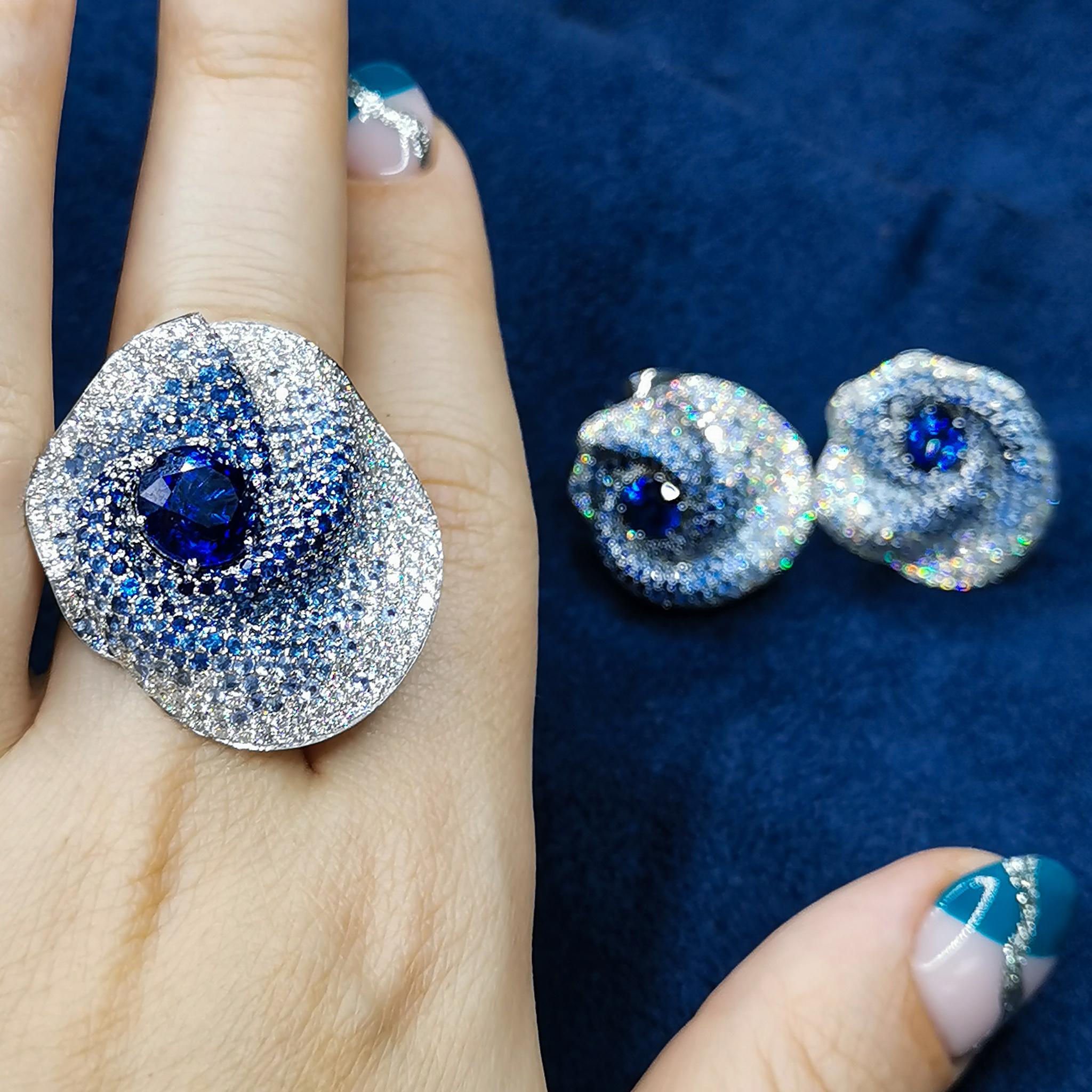 GRS Certified Blue Sapphires Diamonds 18 Karat White Gold Suite 1