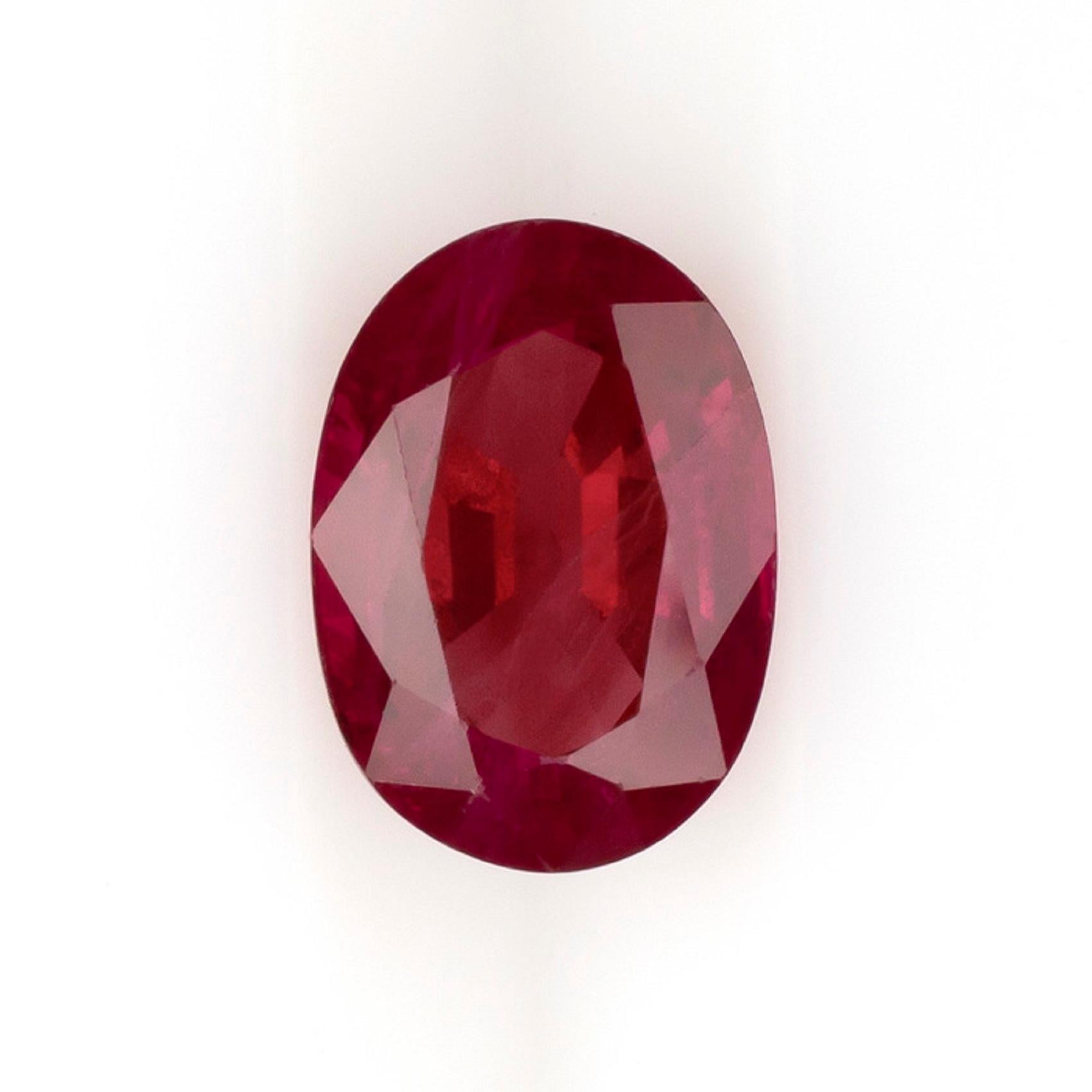 Moderne GRS Certified BURMA NO HEAT Ruby Diamond Halo Solitaire Platinum Ring en vente