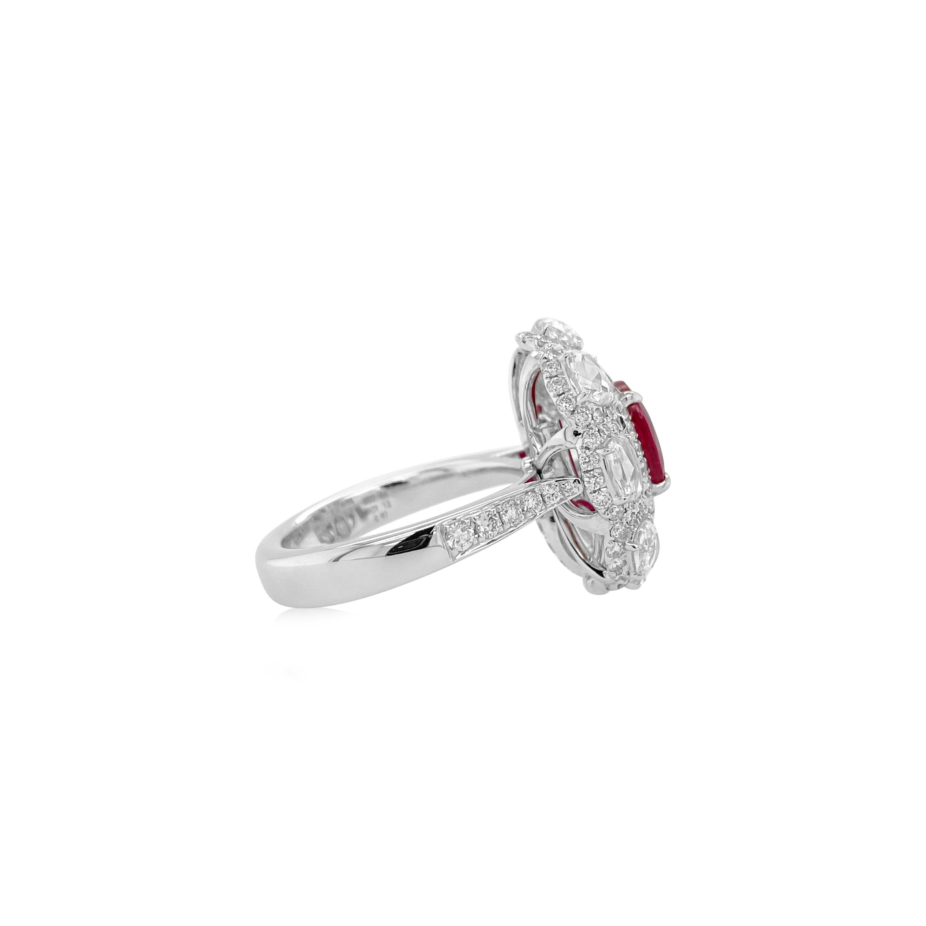 Anillo y colgante de rubí de Birmania certificado GRS engastados con diamantes talla rosa en oro de 18 quilates Art Decó en venta