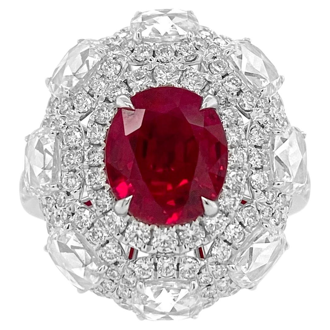 Anillo y colgante de rubí de Birmania certificado GRS engastados con diamantes talla rosa en oro de 18 quilates en venta