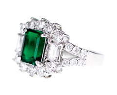 GRS Certified Colombian Muzo Vivid Green 1.99 Carat Emerald Classical Ring