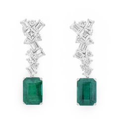 GRS Certified Gold Zambian Emerald and Mixed Cut Diamond Earrings, 17.76 Carat GRS Certified Gold Zambian Emerald and Mixed Cut Diamond Earrings, 17.76 Carat