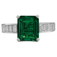 GRS Aceite Menor Certificado Anillo de Diamante Esmeralda Verde VIVID de 5,88 quilates