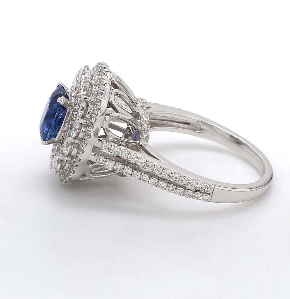 Contemporary GRS Certified Natural No Heat Blue Sapphire Diamond 18 Karat White Gold Ring For Sale