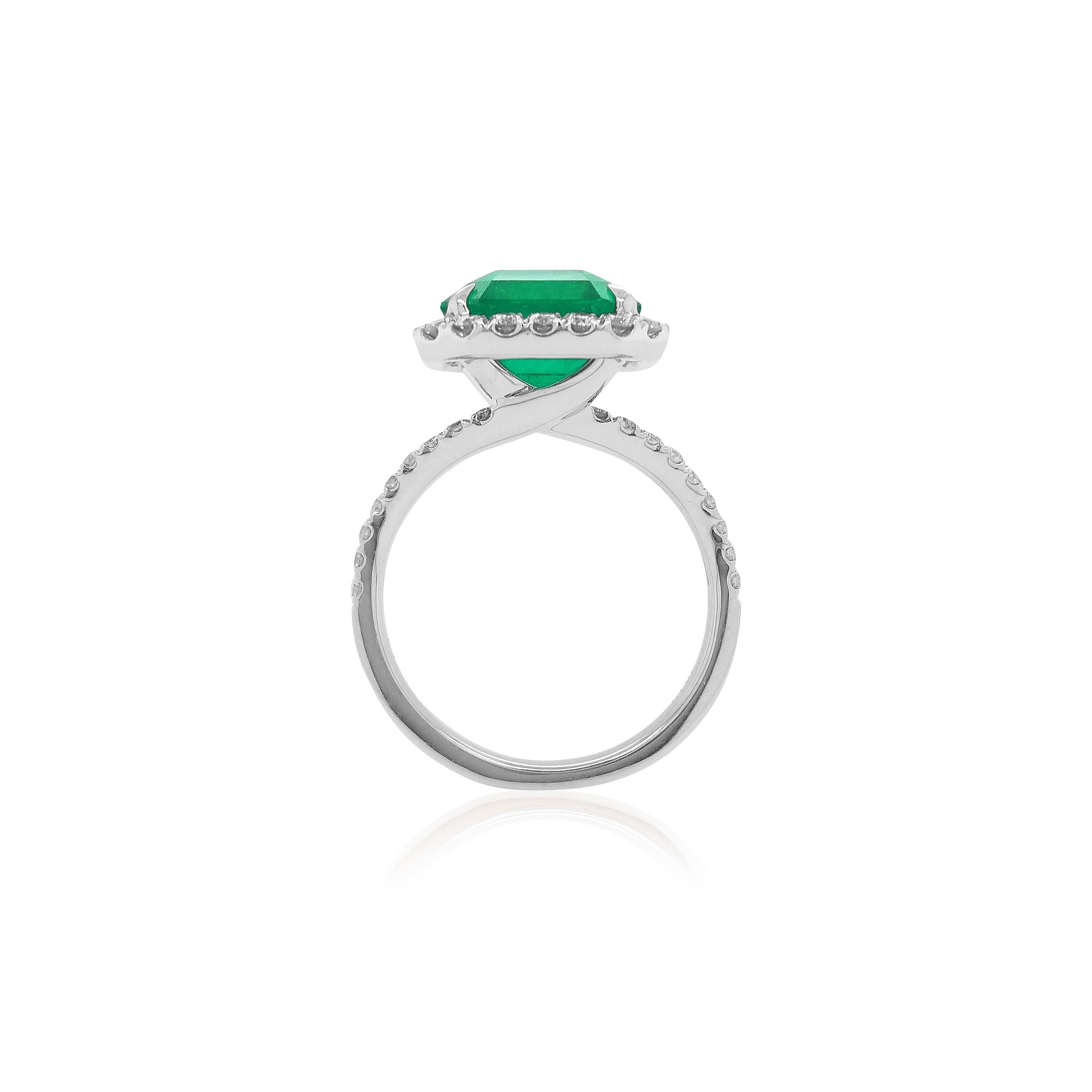 Contemporary GRS Certified Colombian Emerald White Diamond Platinum Engagement Ring