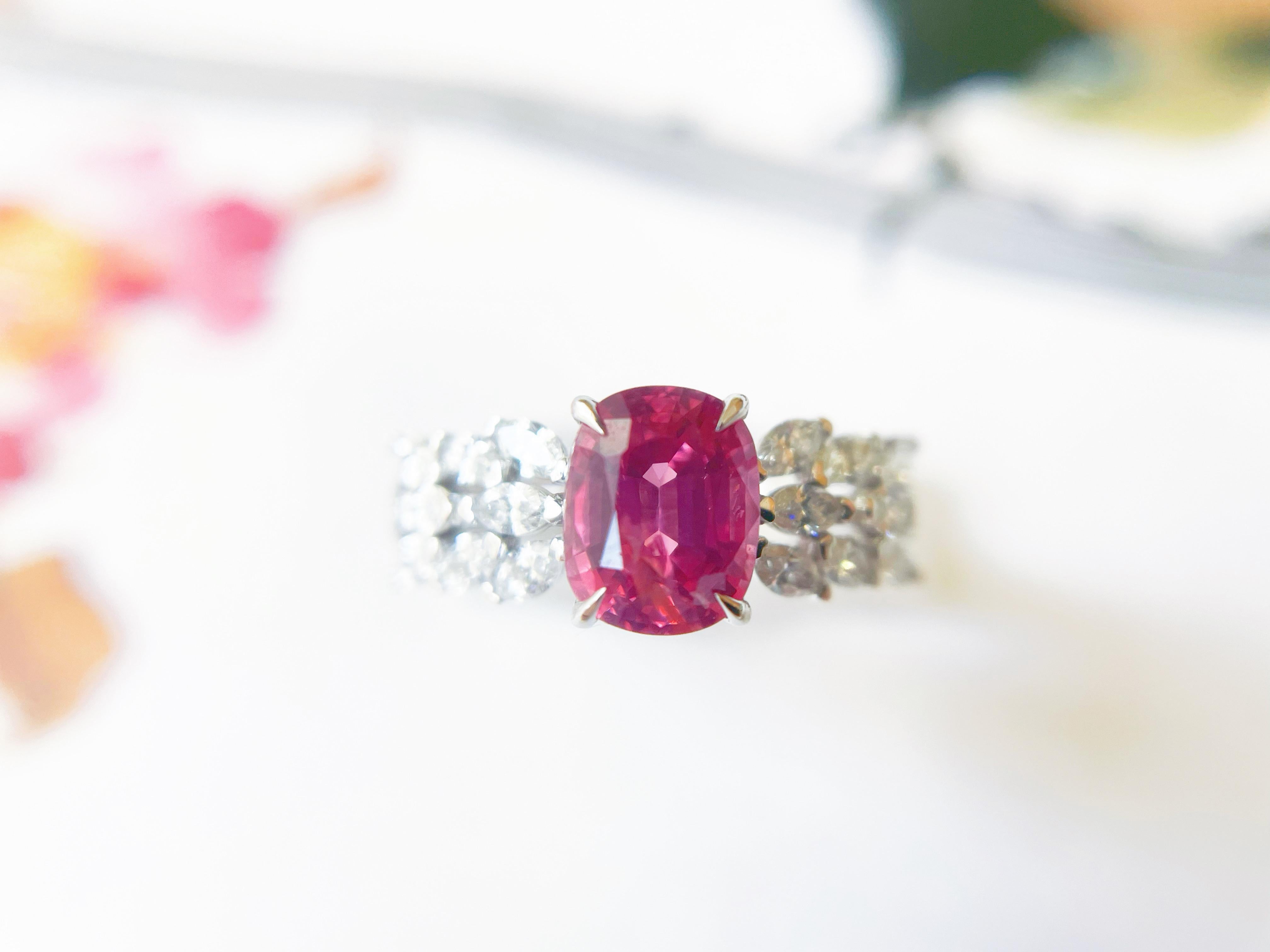 GRS Certified Natural Mahenge Spinel Diamond Ring in 18K White Gold For Sale 9